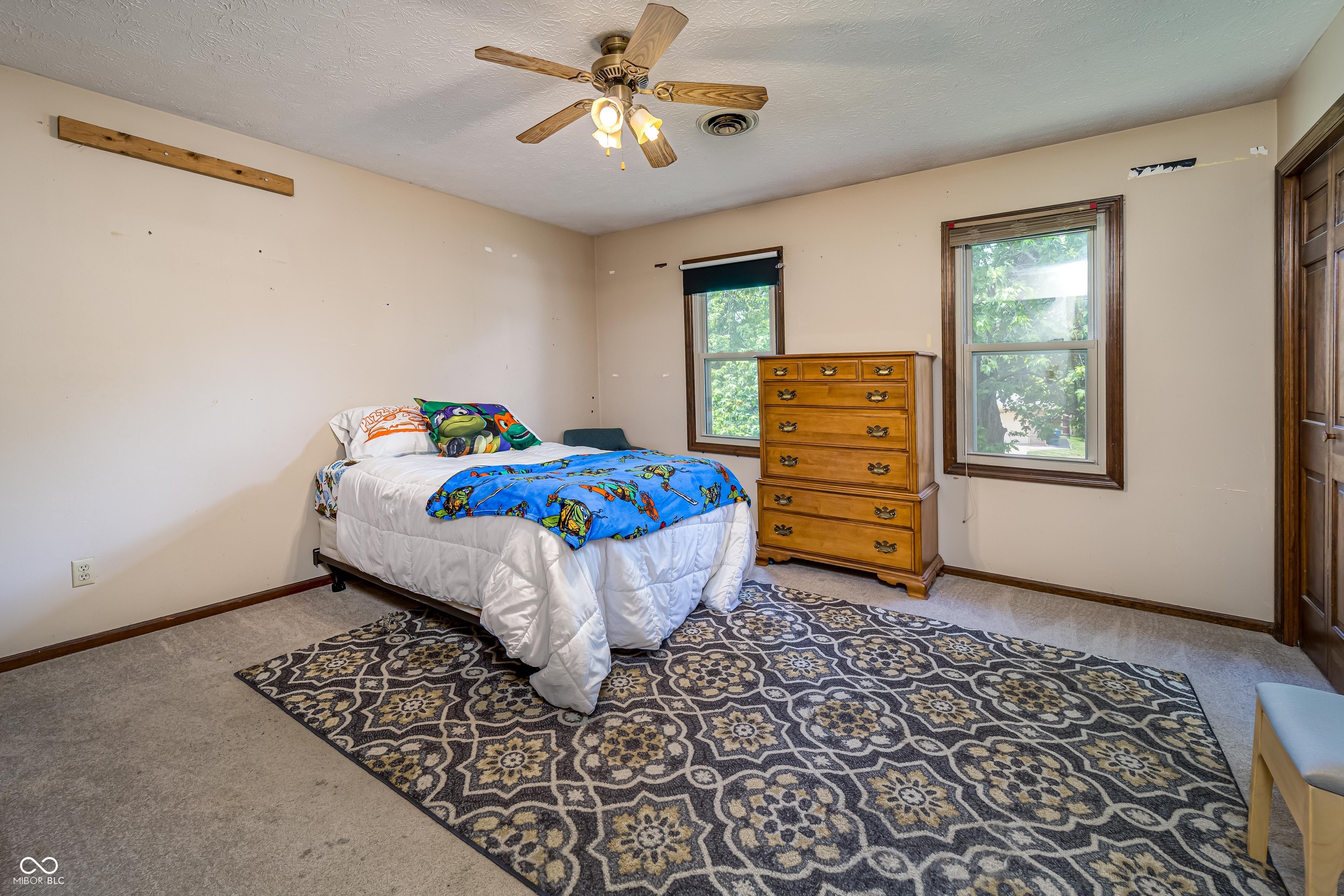 919 Dreamy Street