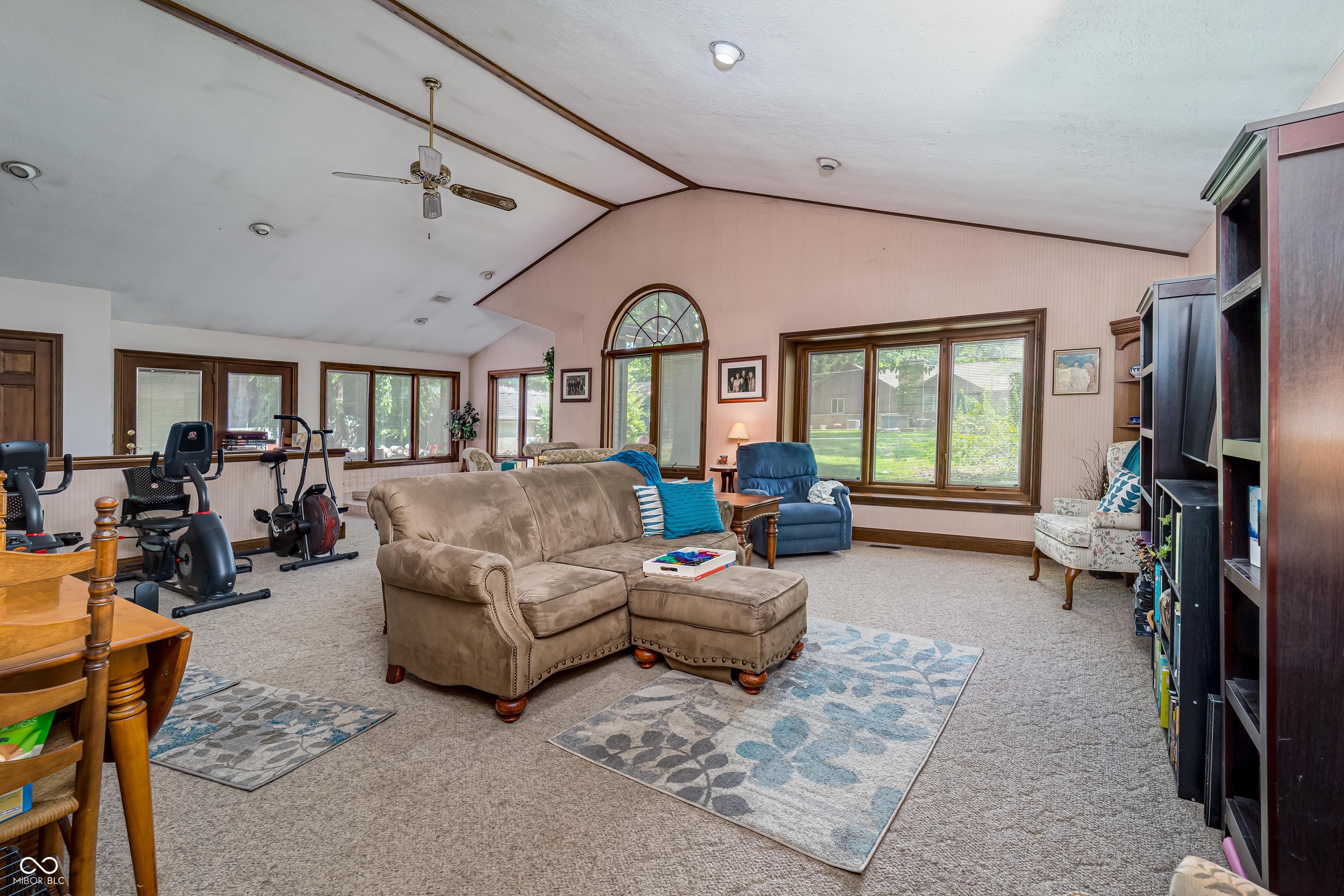 919 Dreamy Street