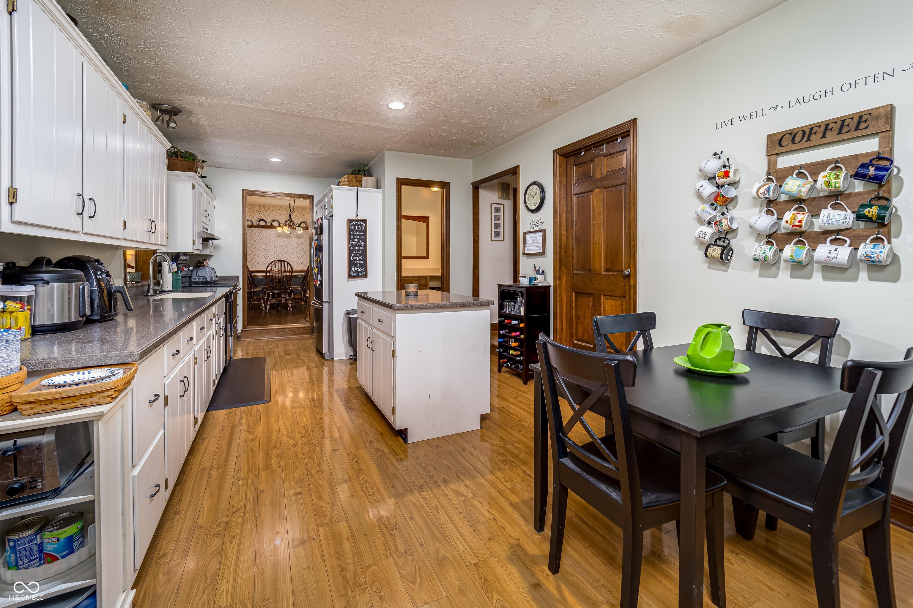 919 Dreamy Street