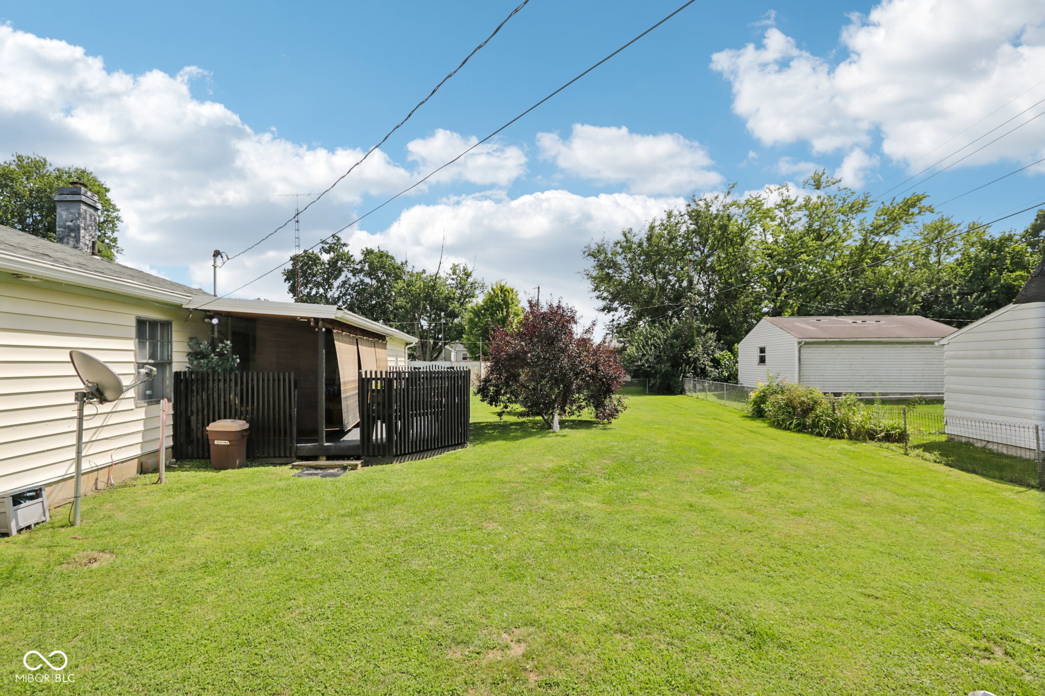 2101 E Grace Court