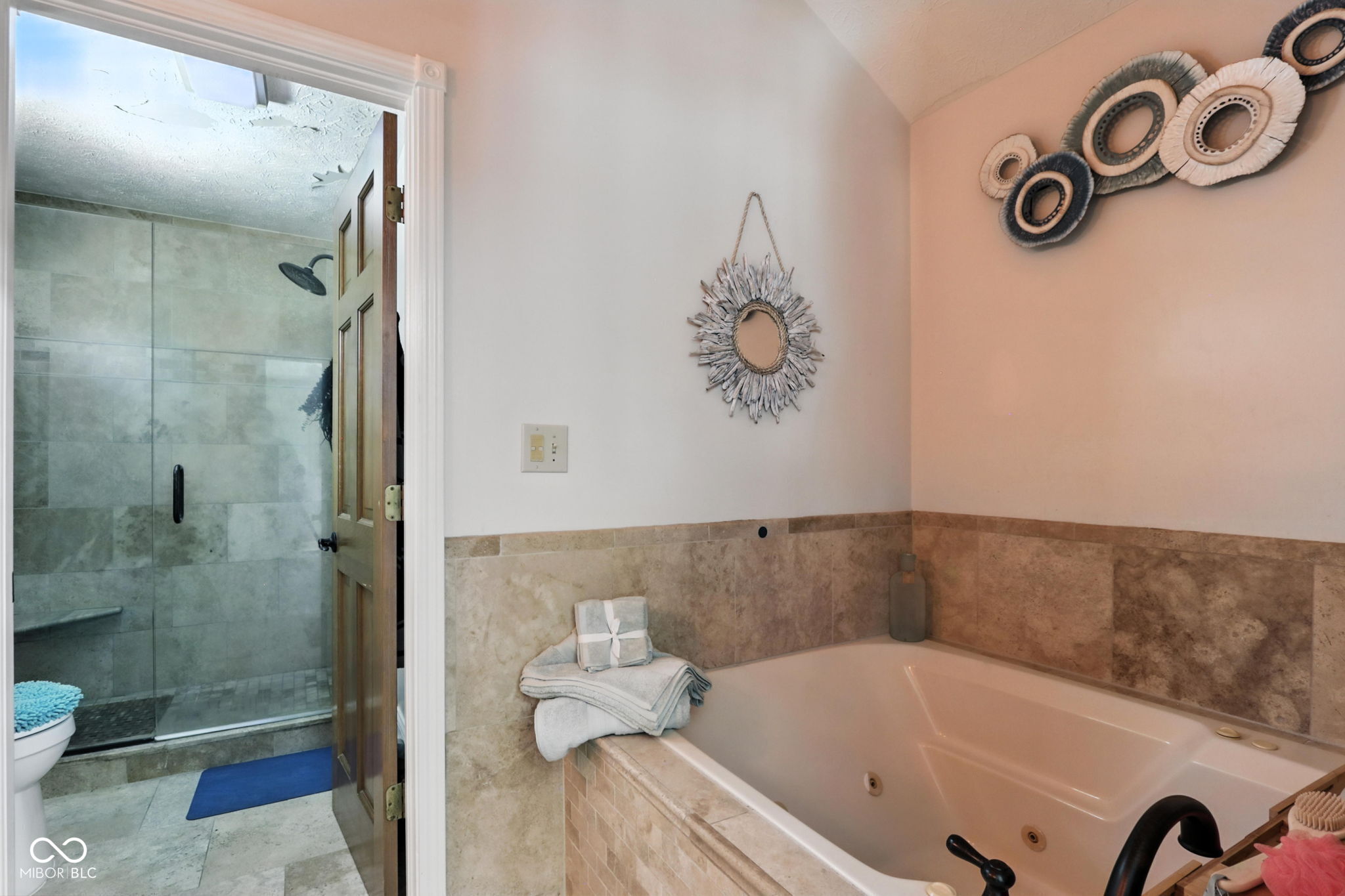 4489 Annelo Drive