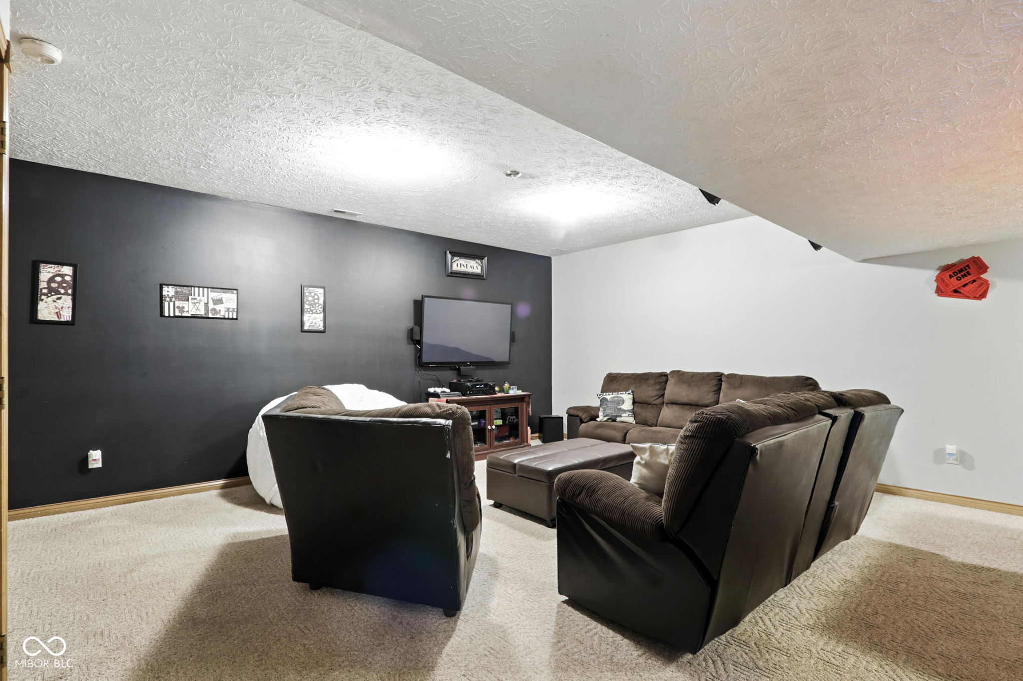 4489 Annelo Drive