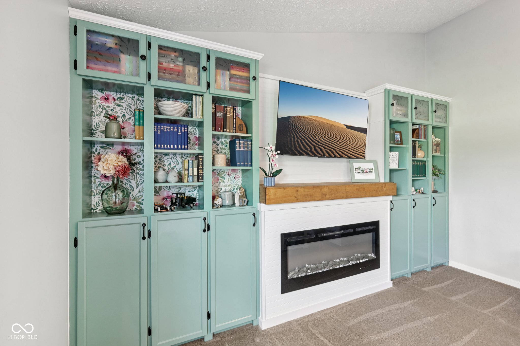 3175 Delaway Lane