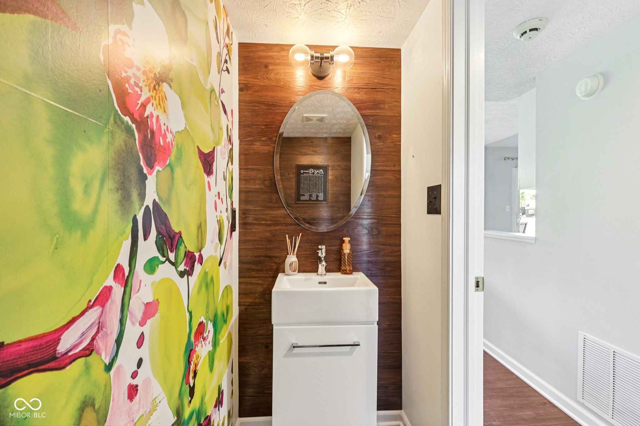 3175 Delaway Lane