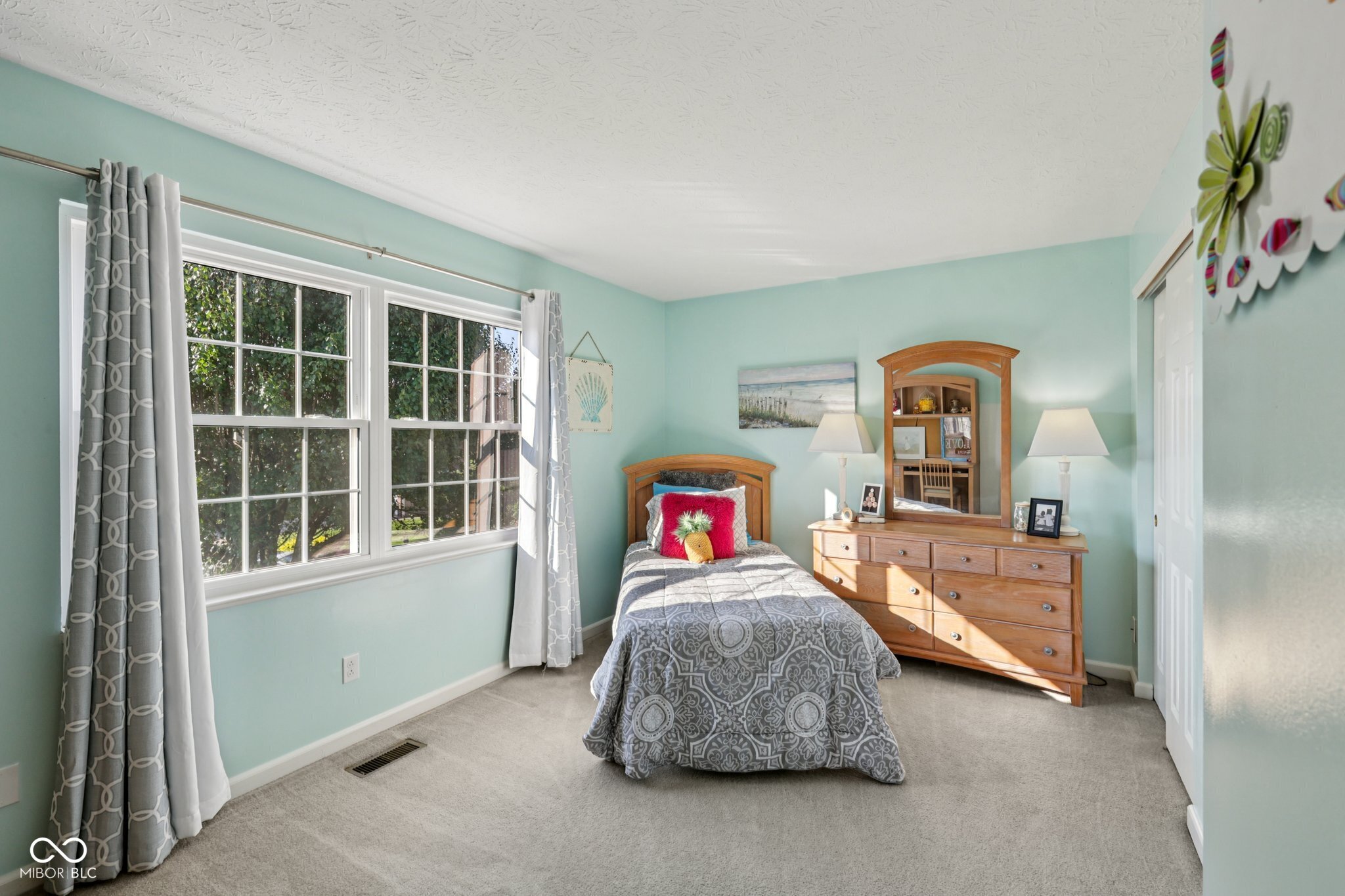 3175 Delaway Lane