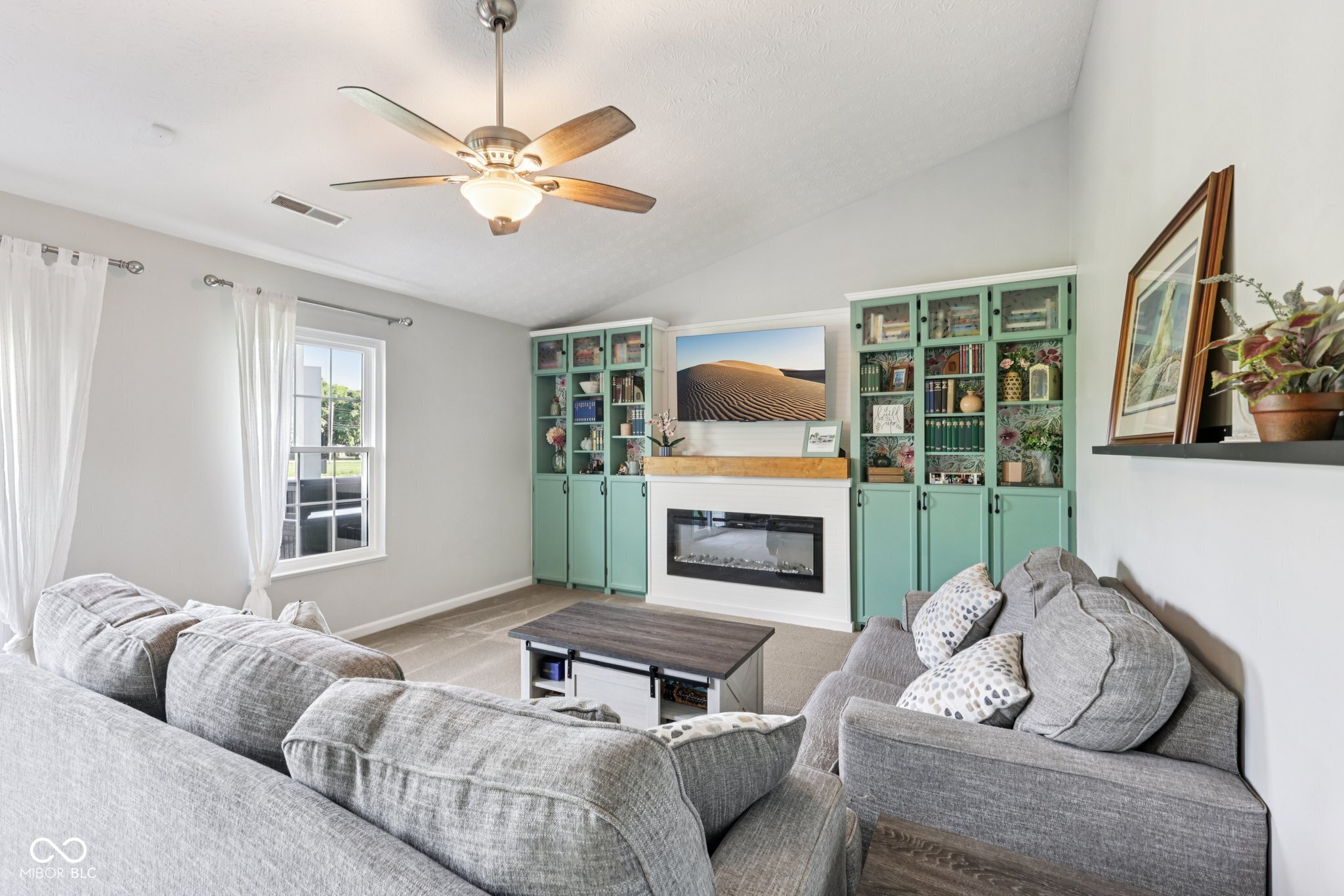 3175 Delaway Lane