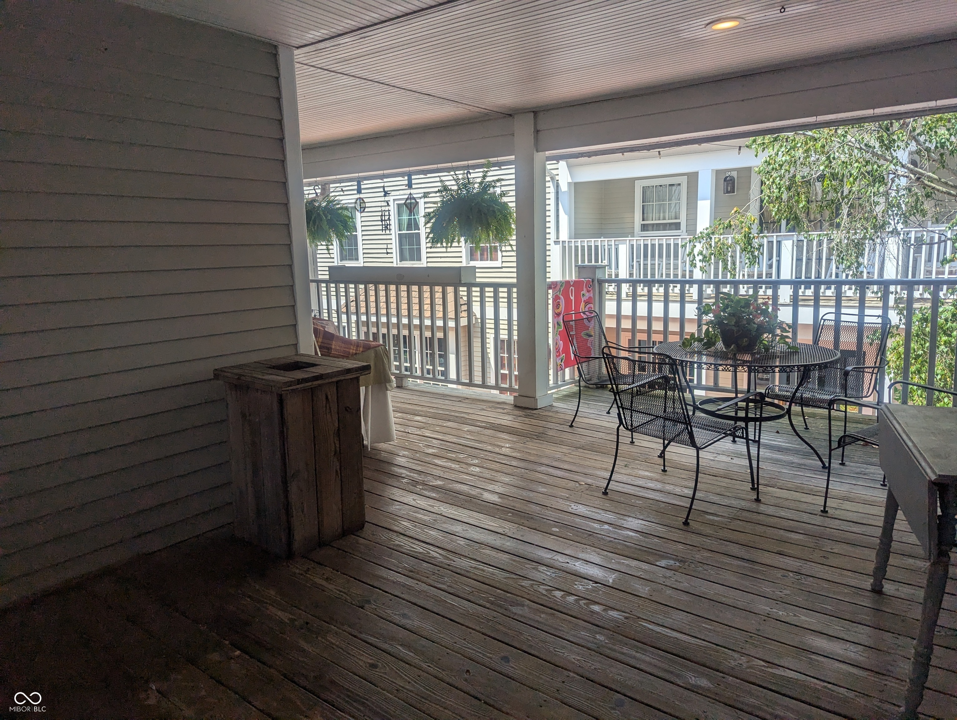 125 S Van Buren Street Unit: # 2D
