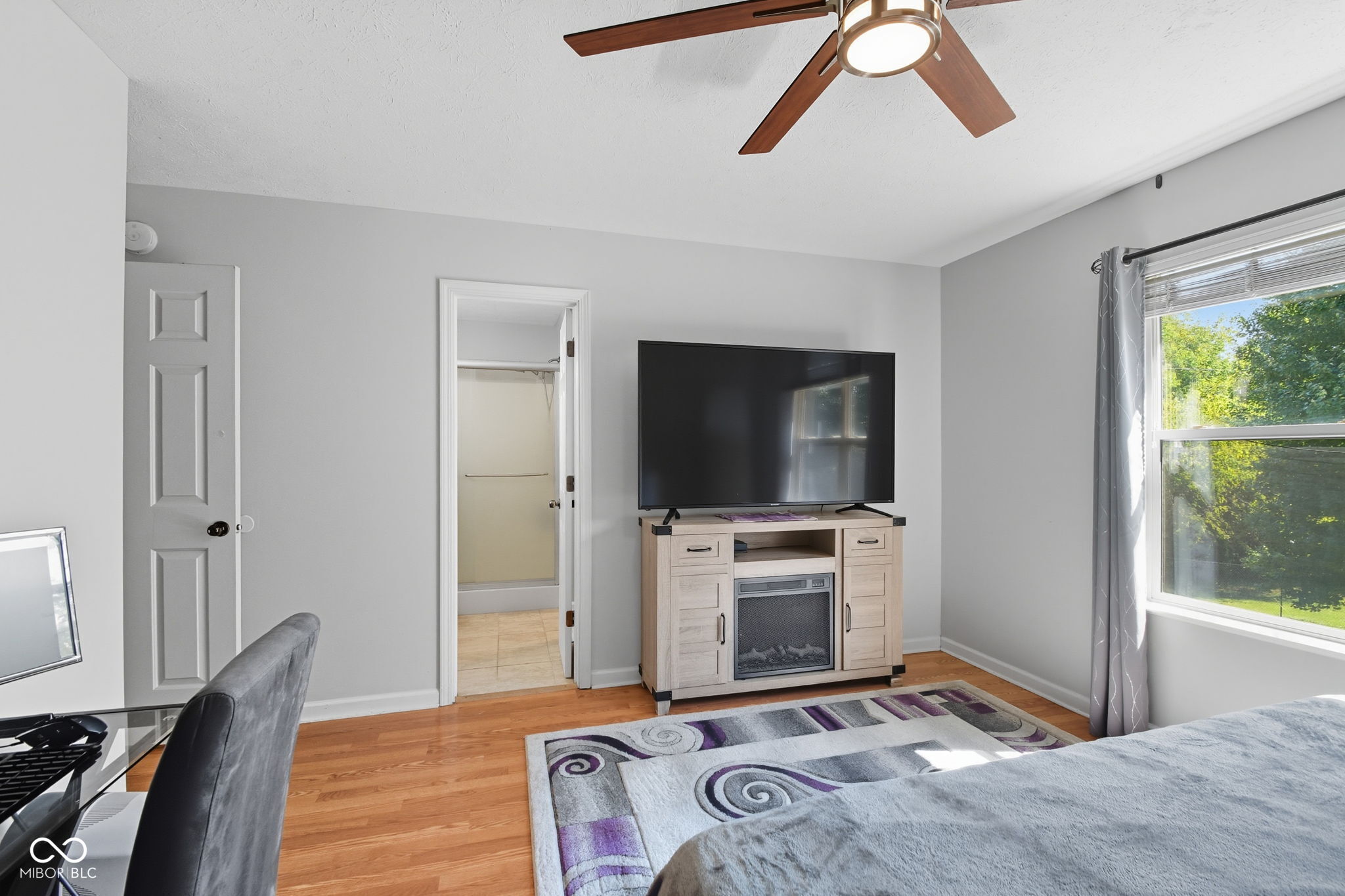 5449 Carew Lane