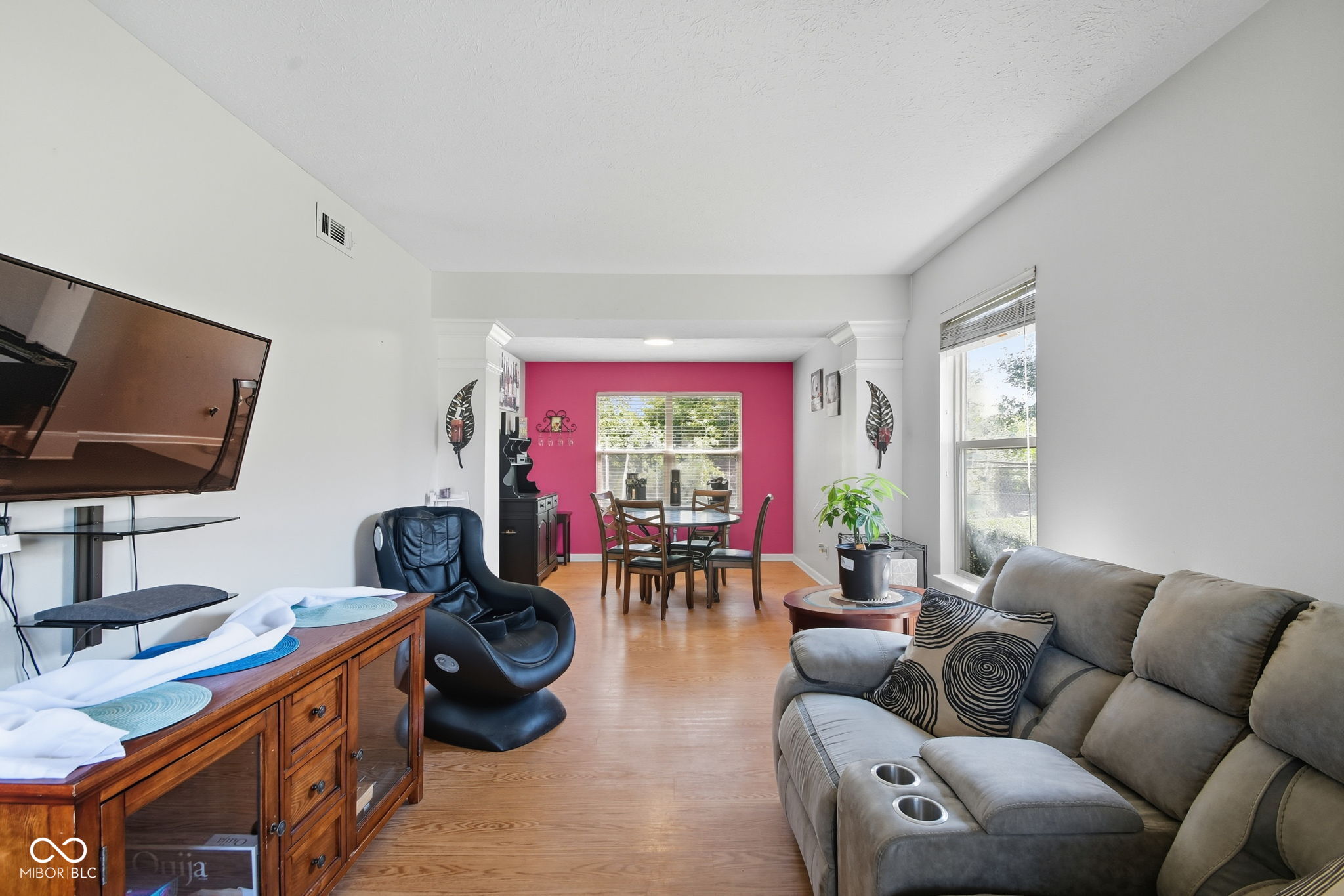 5449 Carew Lane