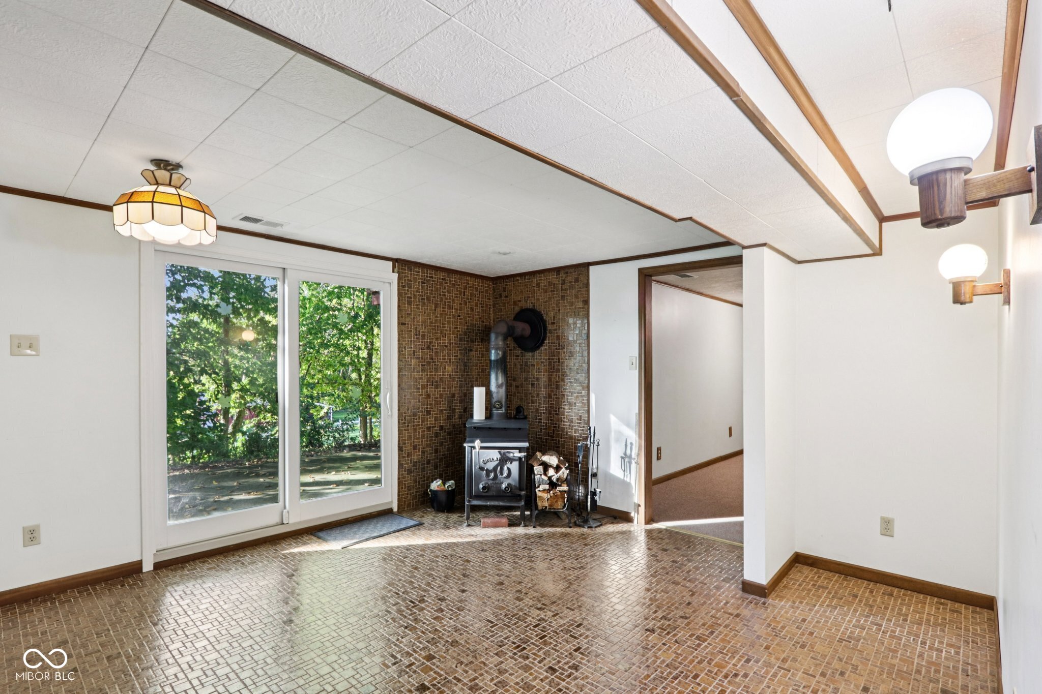 3975 Creekwood Drive