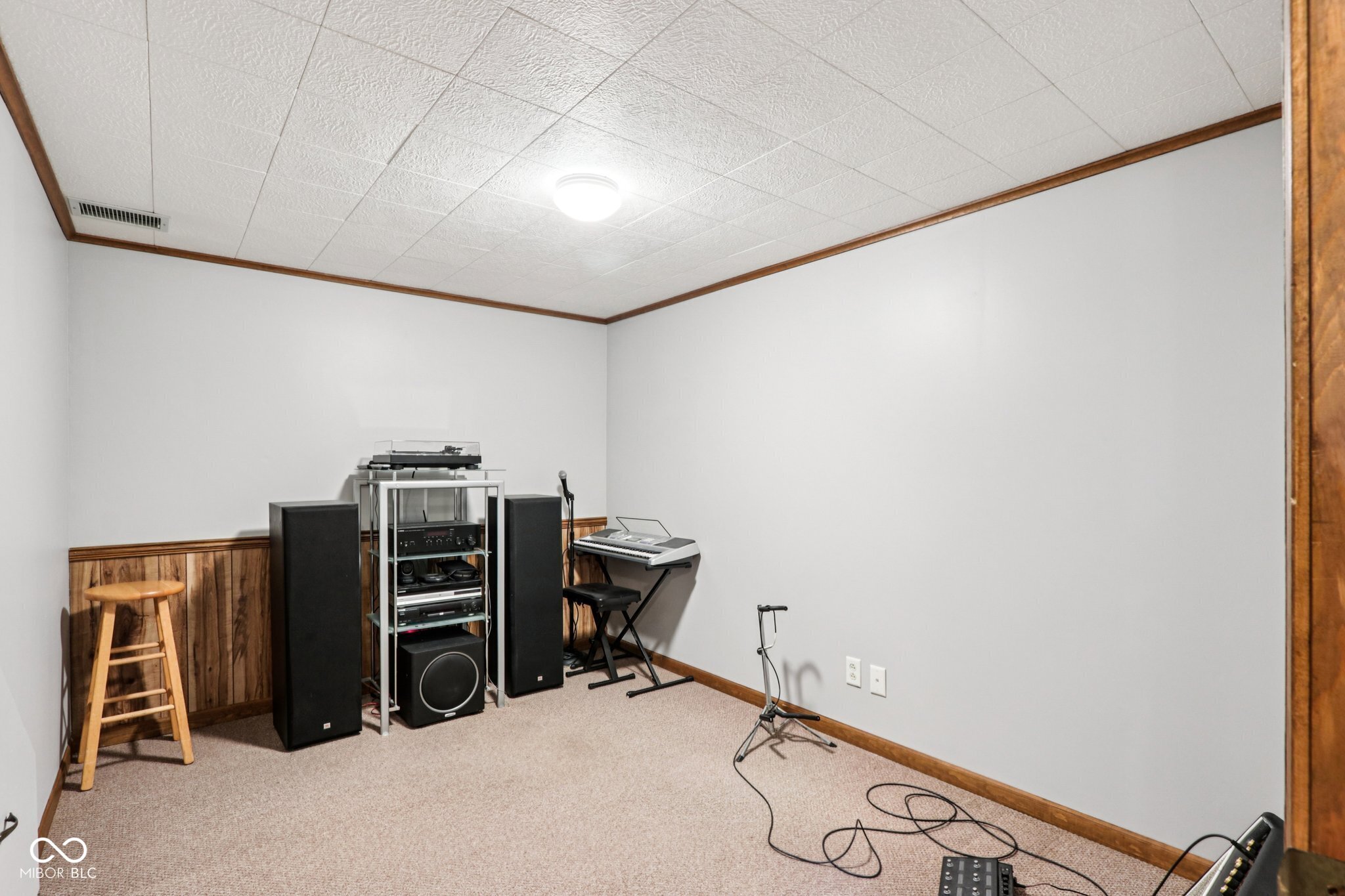 3975 Creekwood Drive