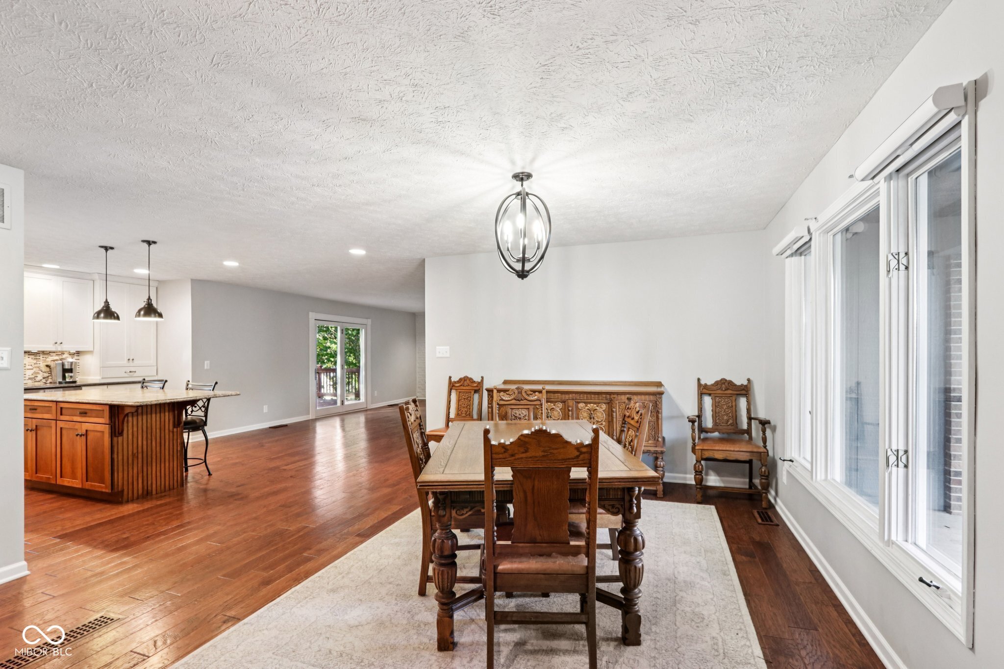 3975 Creekwood Drive