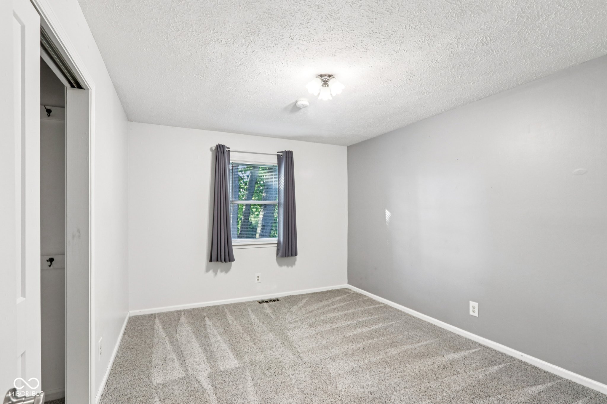 3975 Creekwood Drive