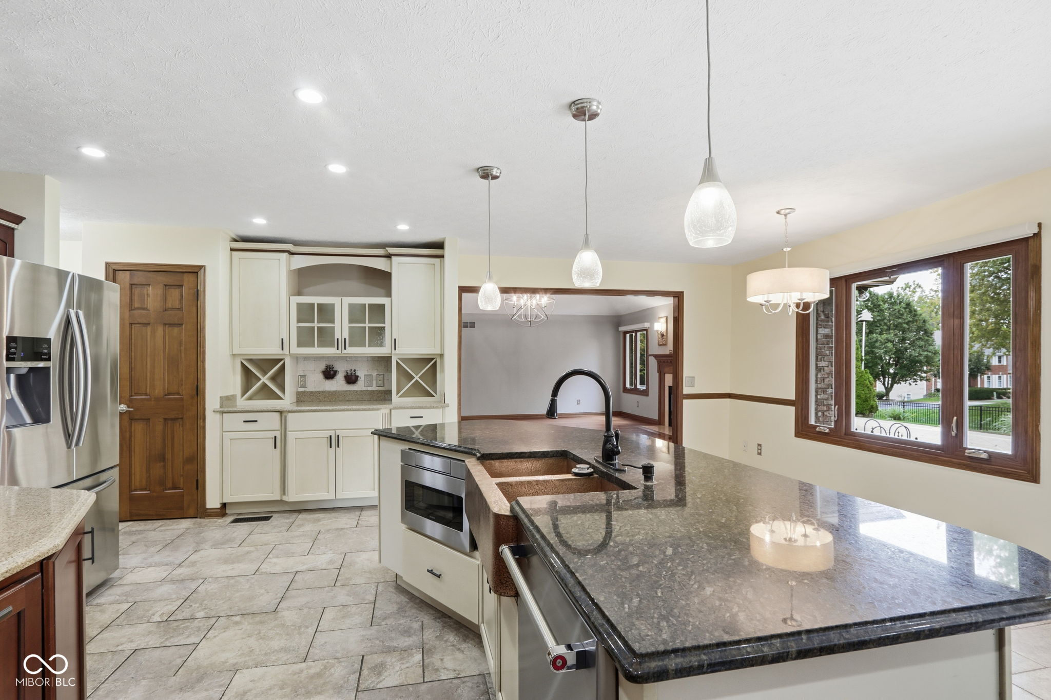 1007 Mount Vernon Court