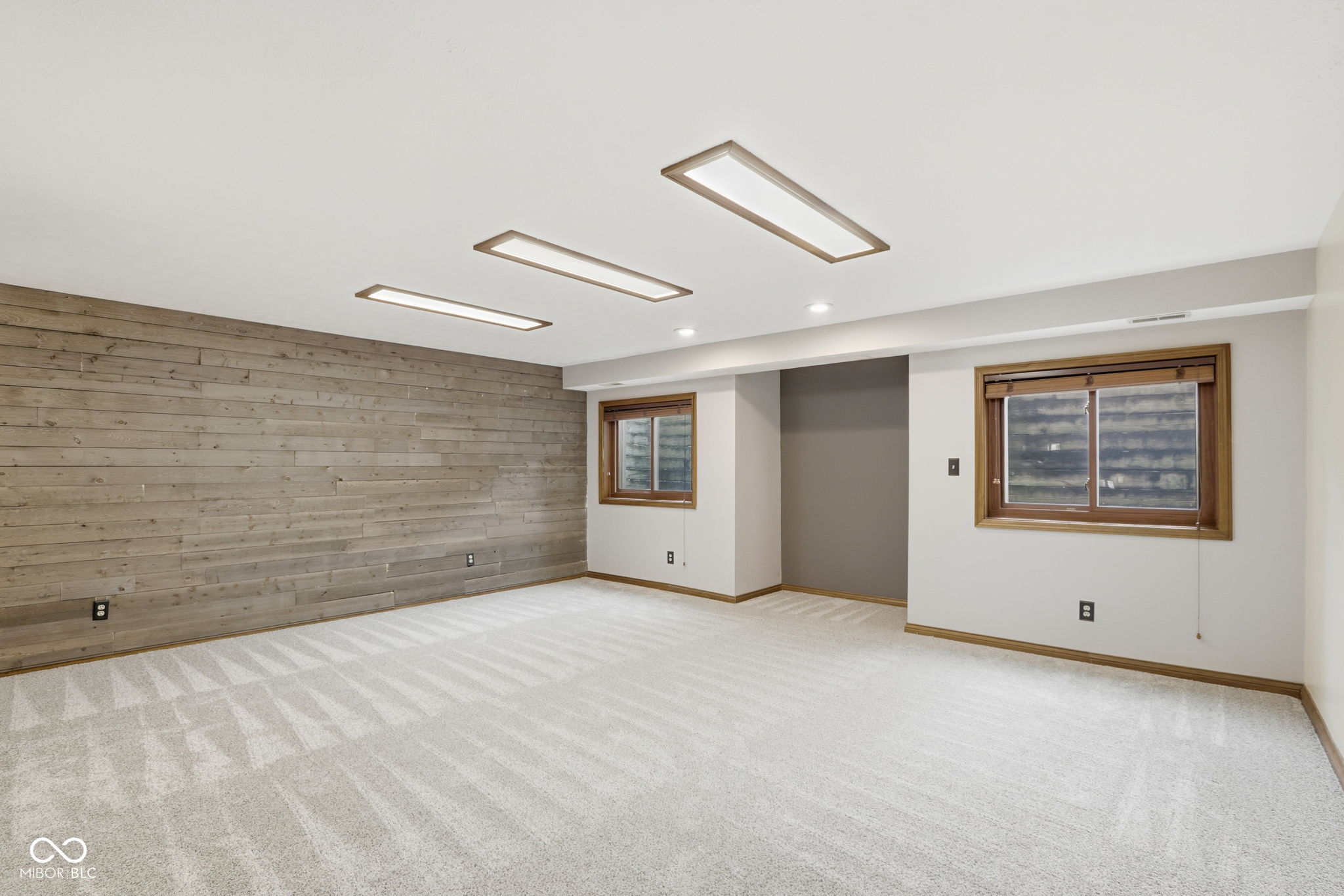 1007 Mount Vernon Court