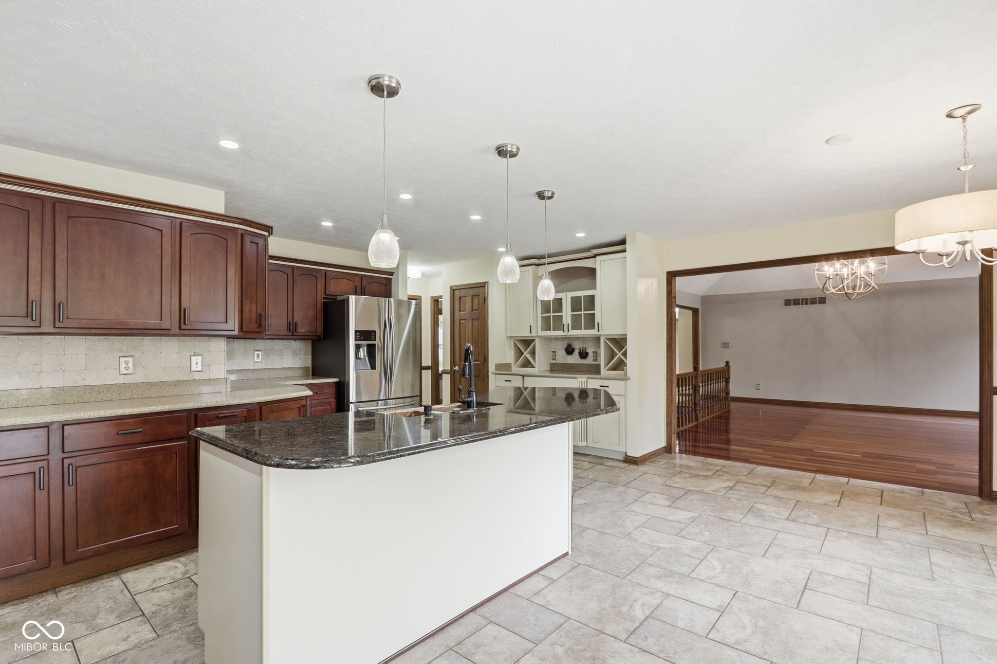 1007 Mount Vernon Court