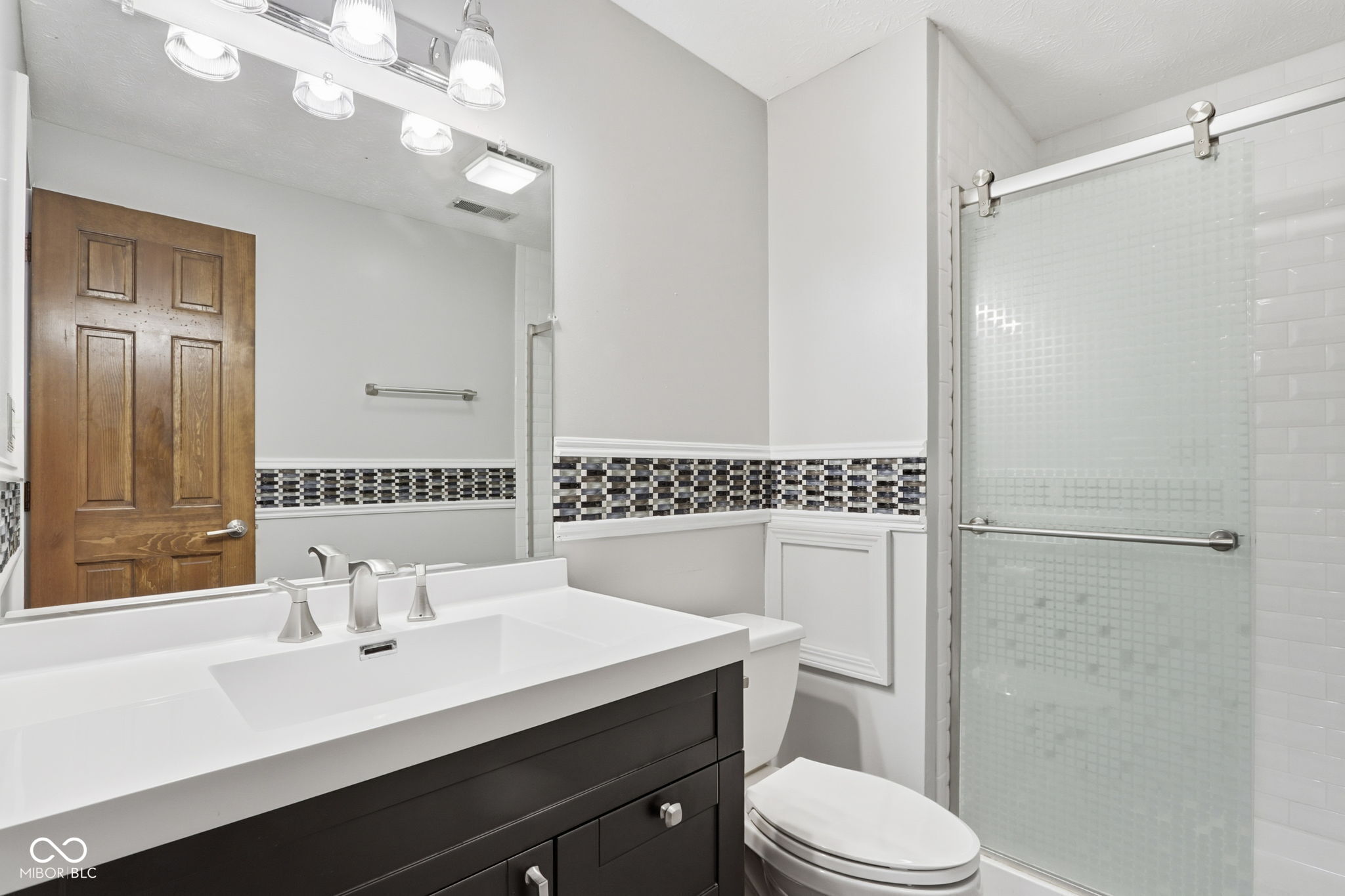 1007 Mount Vernon Court