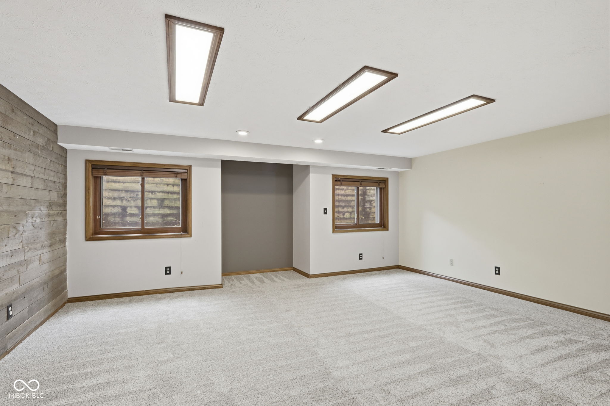 1007 Mount Vernon Court