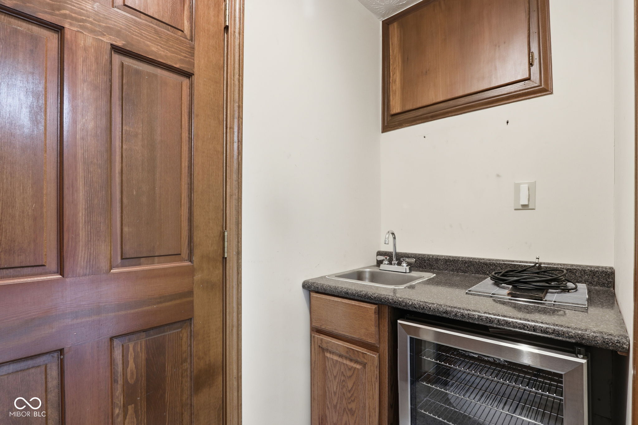 1007 Mount Vernon Court