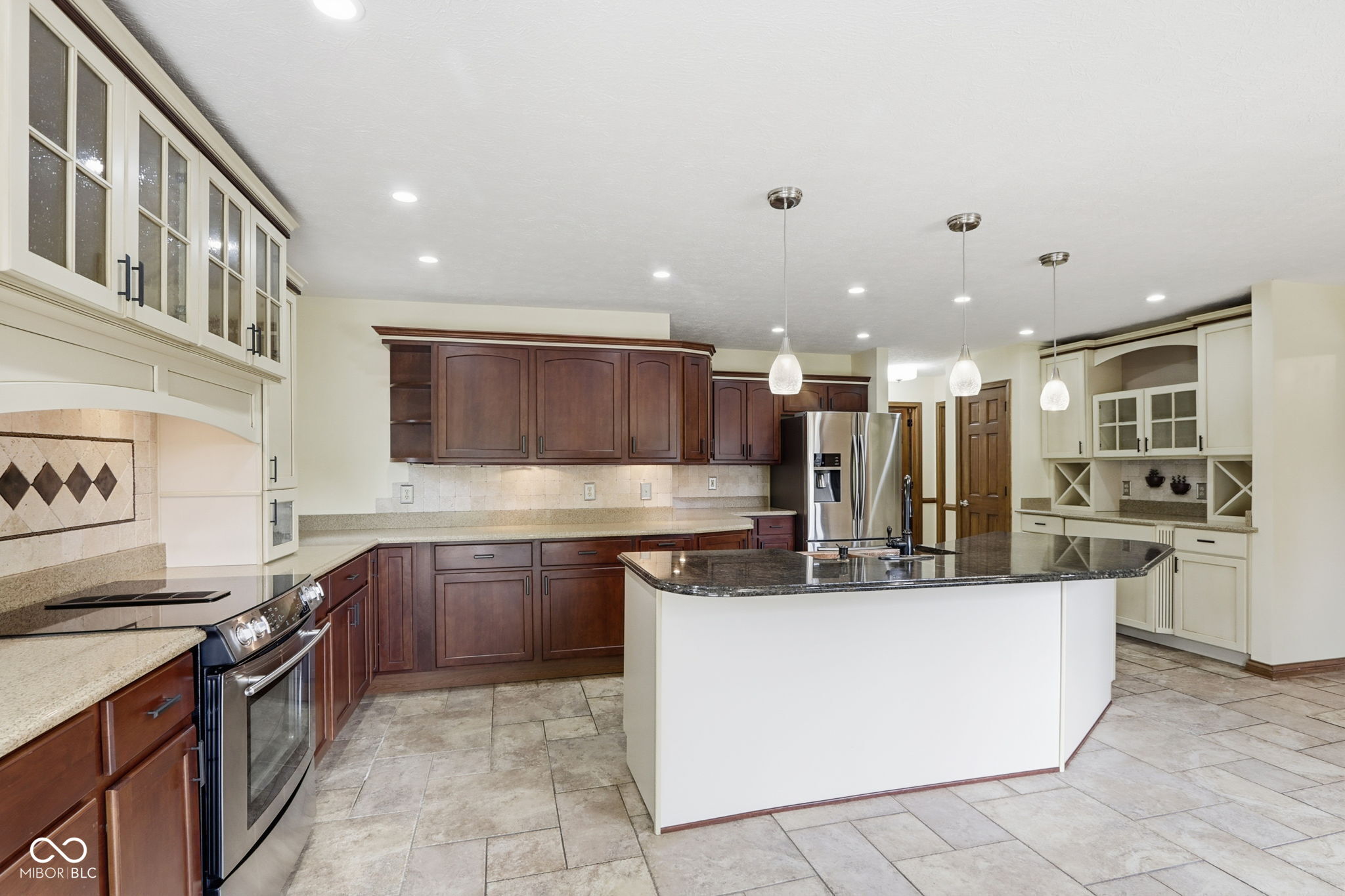 1007 Mount Vernon Court