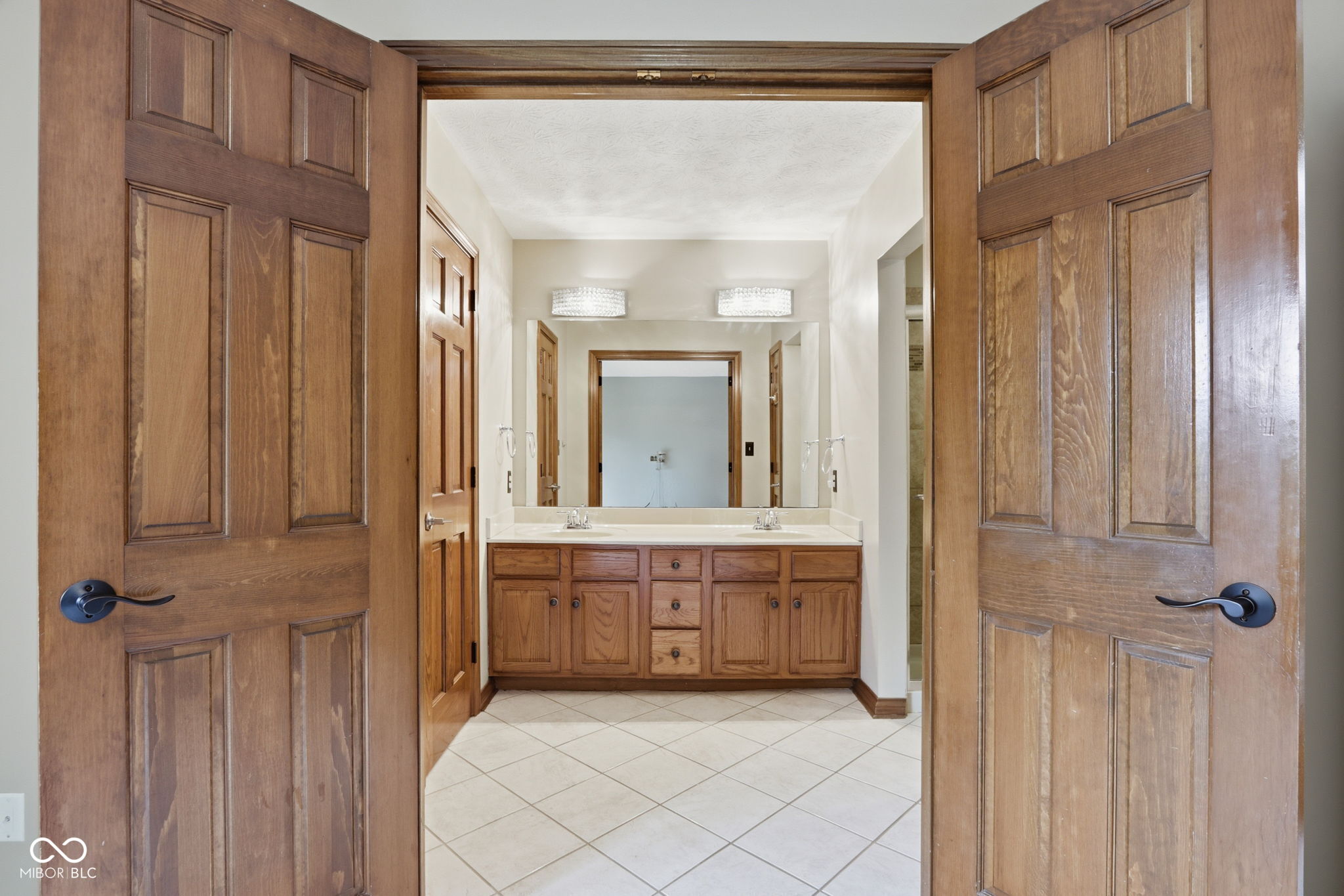 1007 Mount Vernon Court