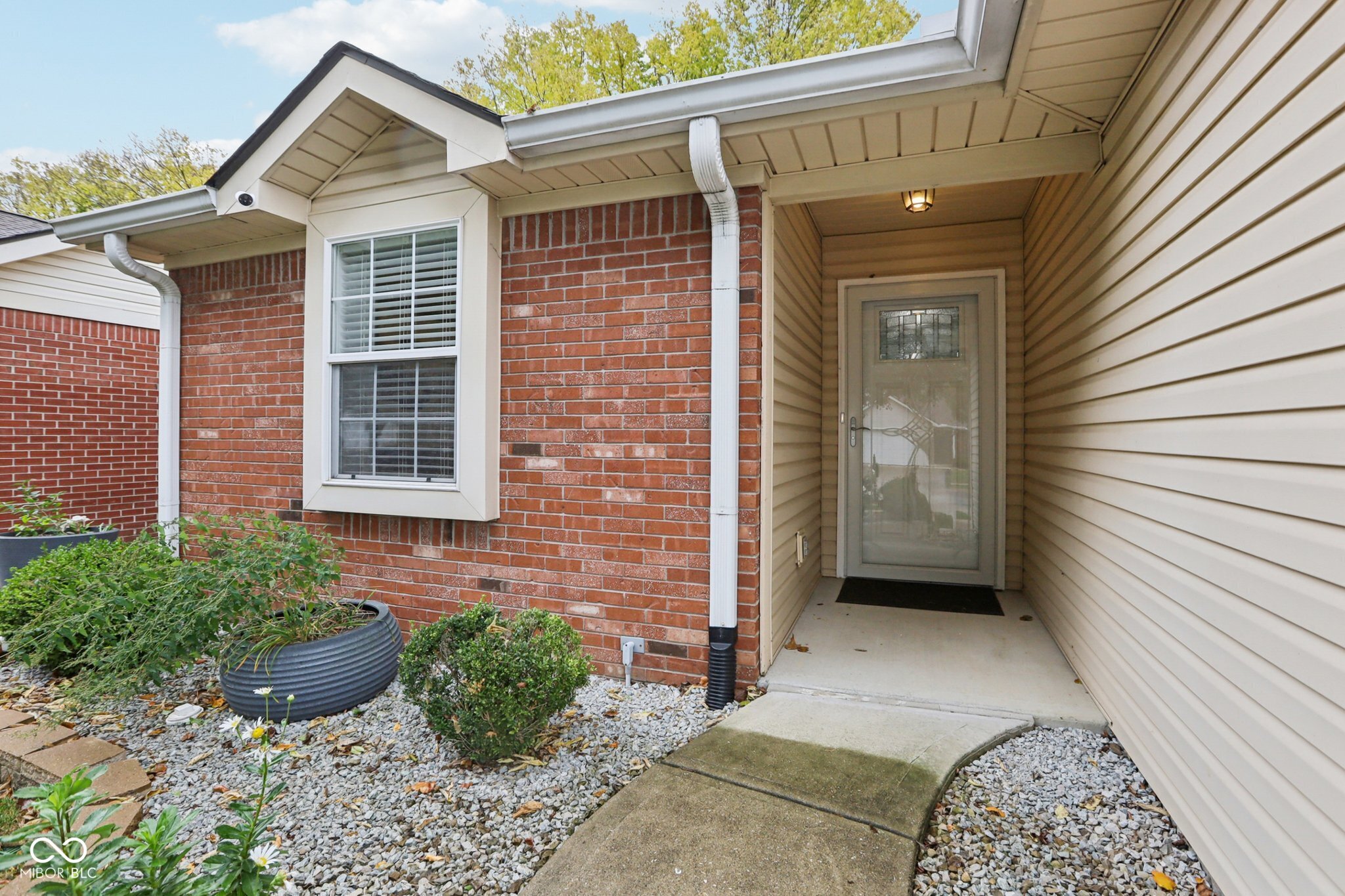 3837 Gray Pond Court