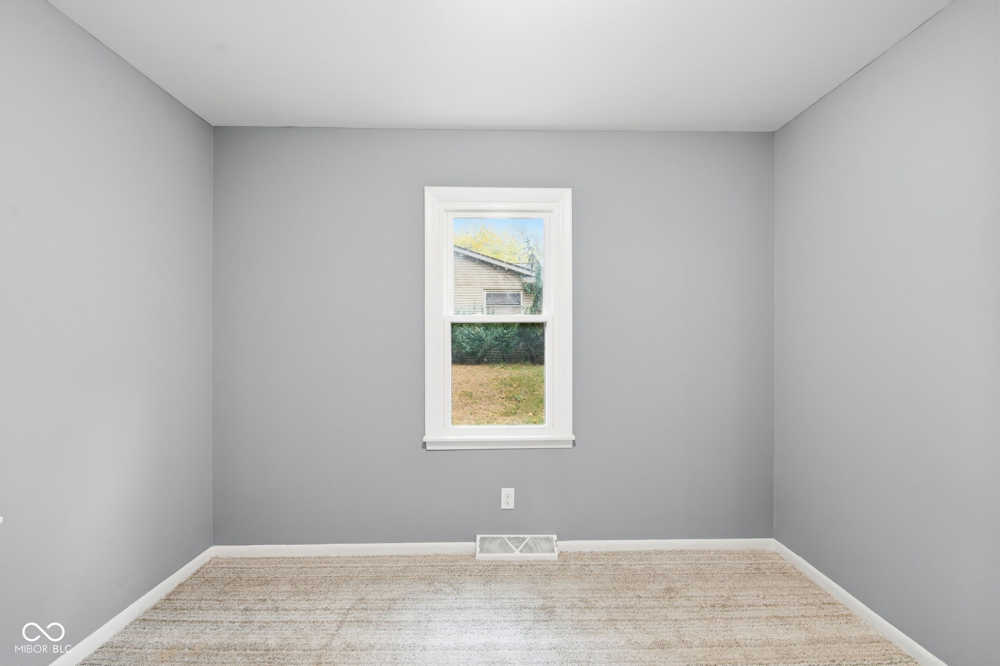 749 W Edgewood Avenue