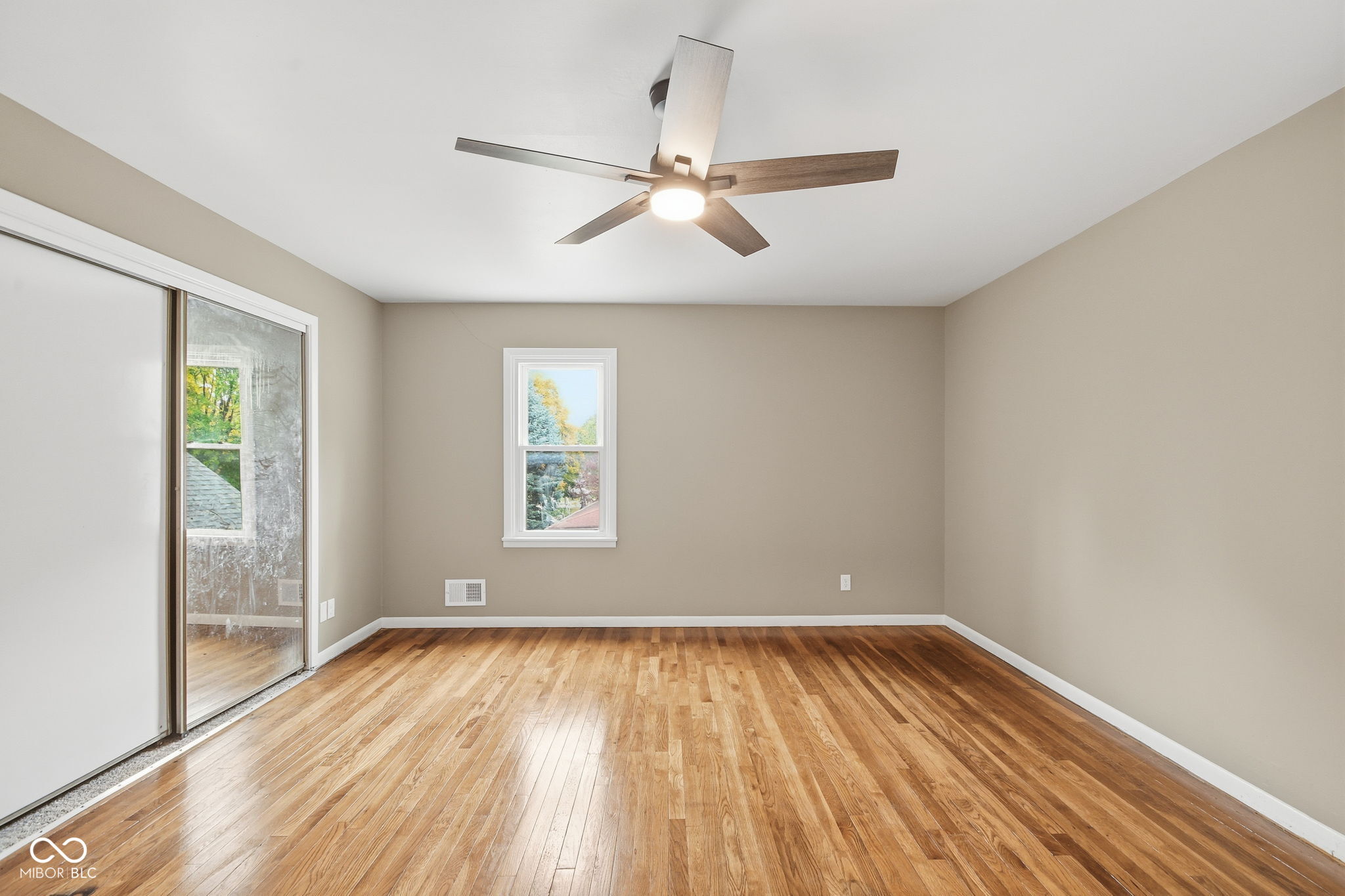 749 W Edgewood Avenue