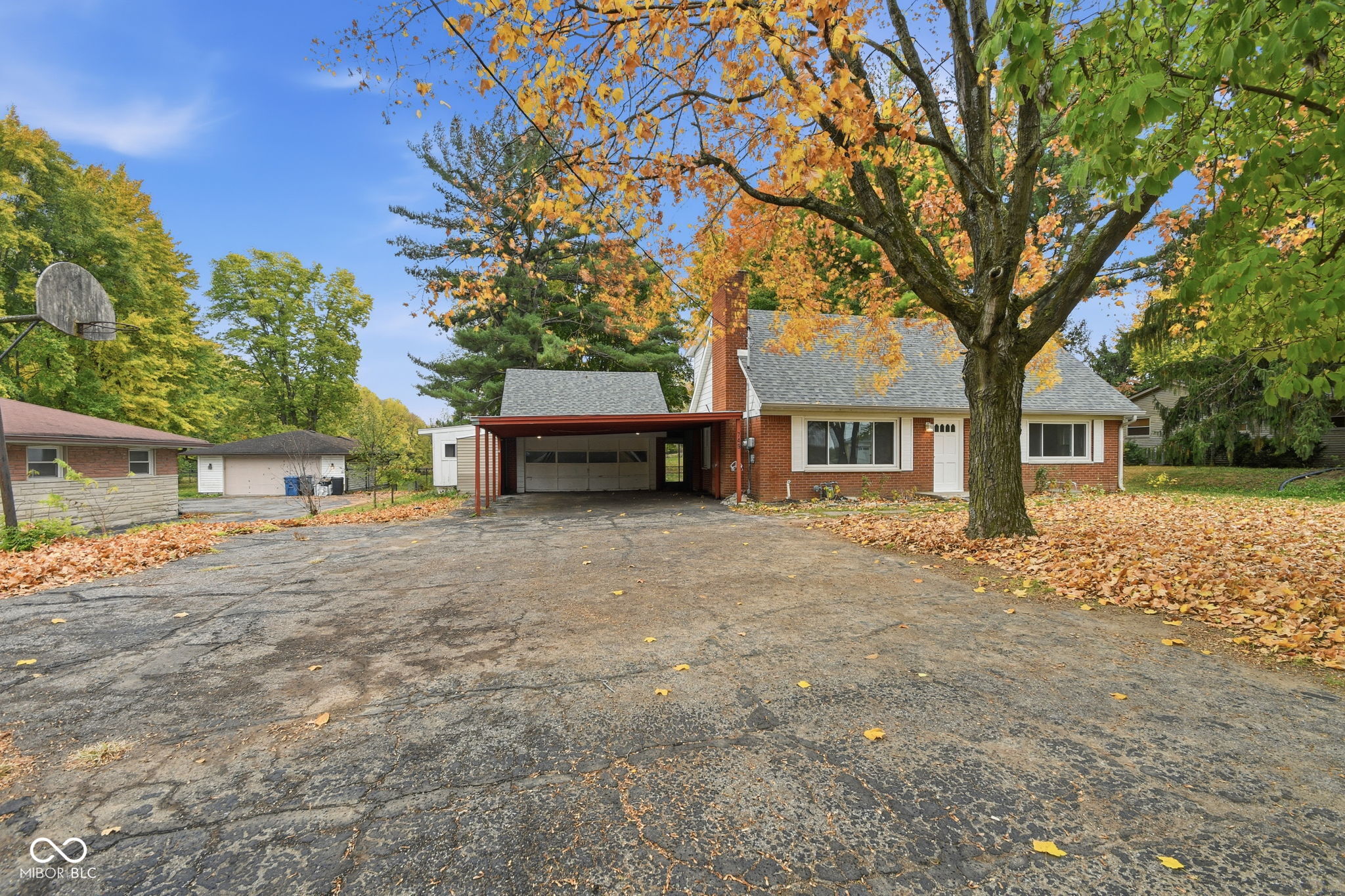 749 W Edgewood Avenue