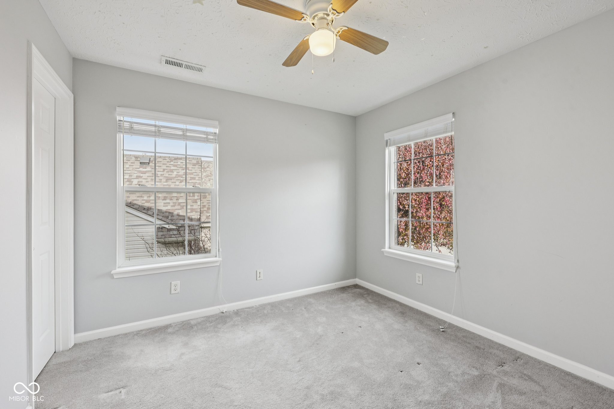 7326 Sycamore Run Drive