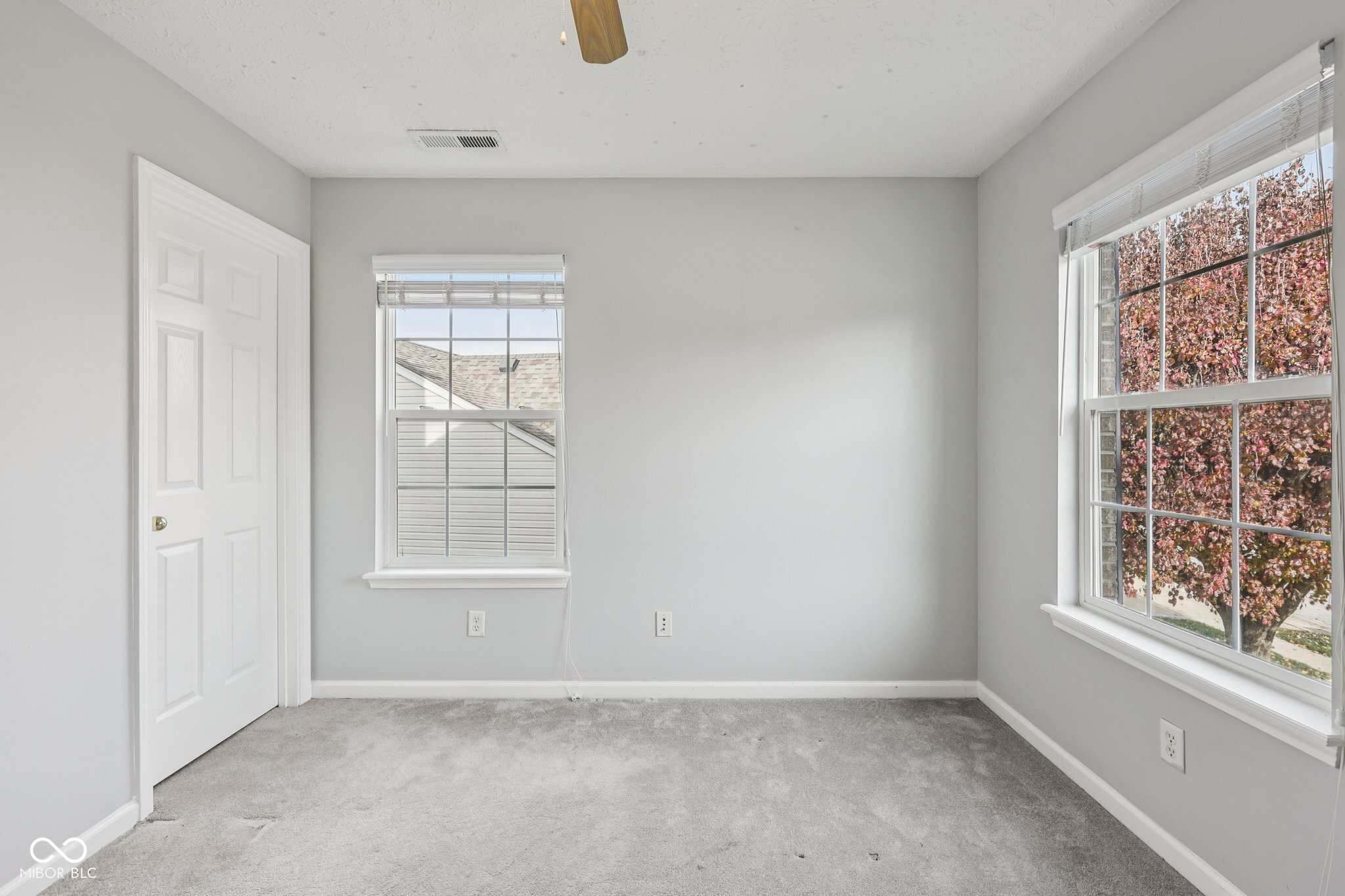 7326 Sycamore Run Drive