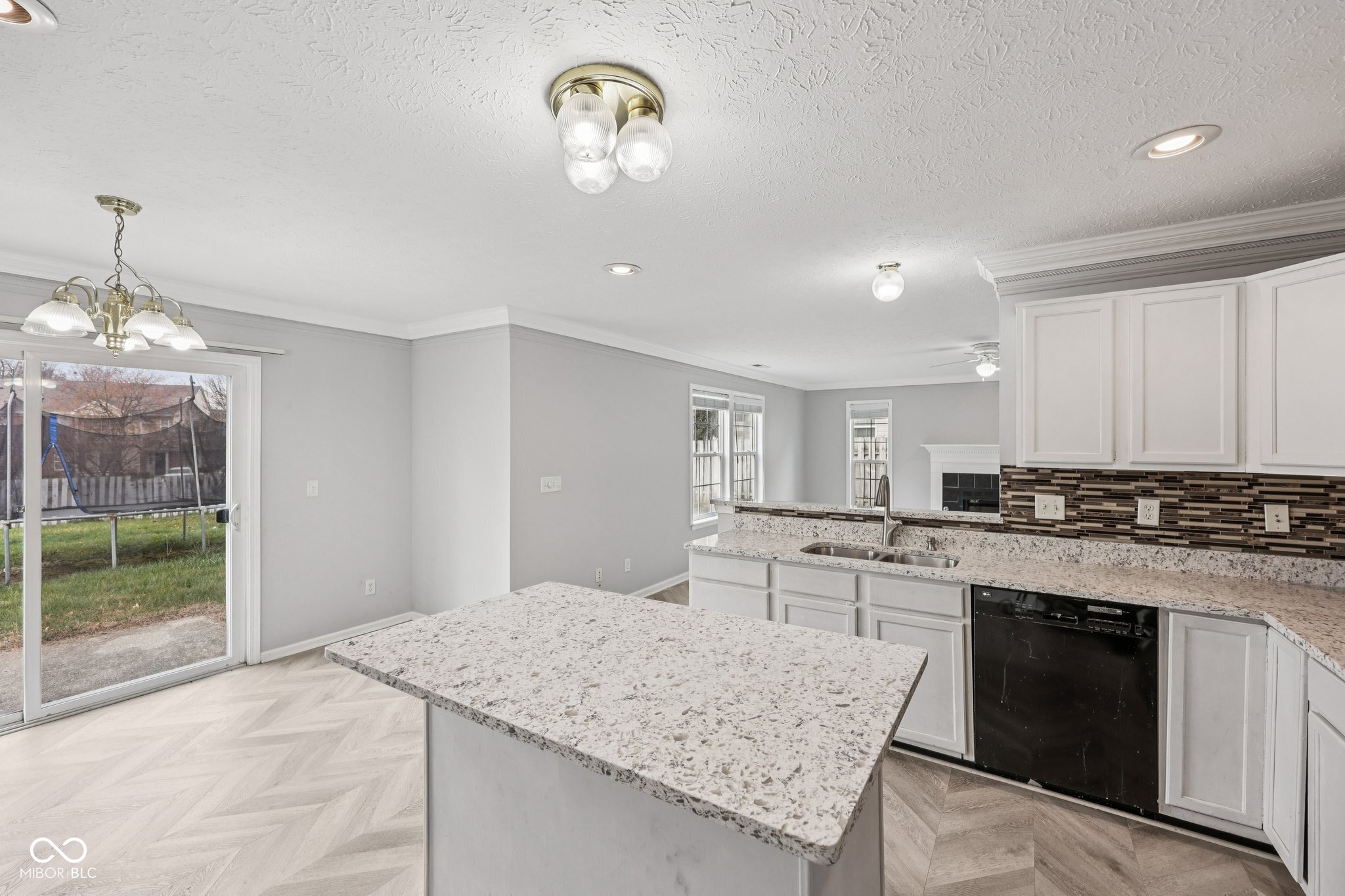 7326 Sycamore Run Drive