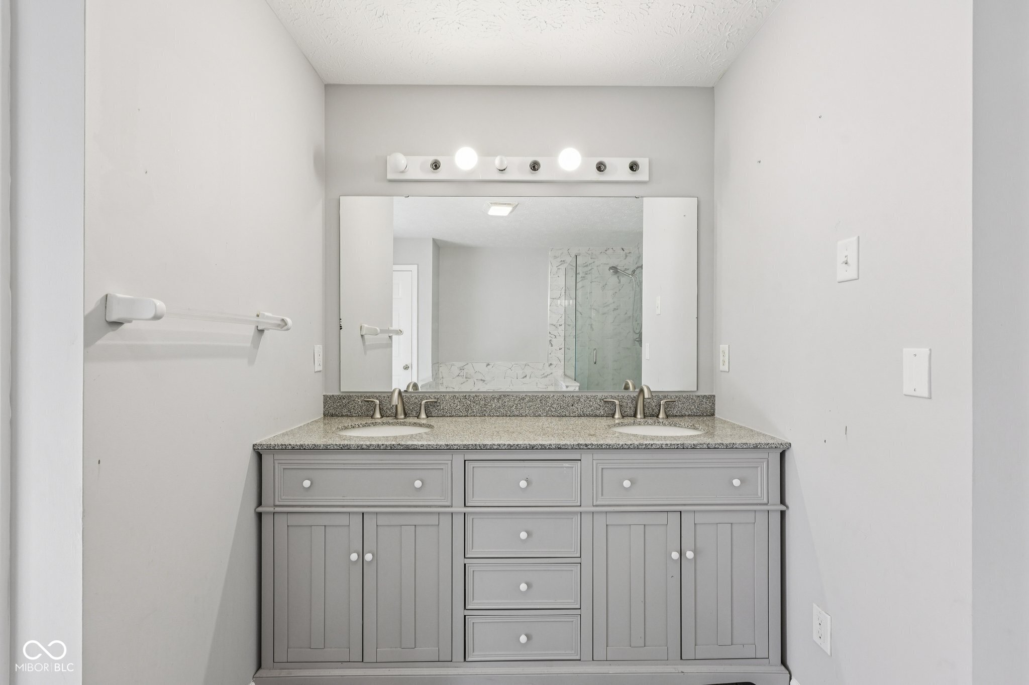 7326 Sycamore Run Drive