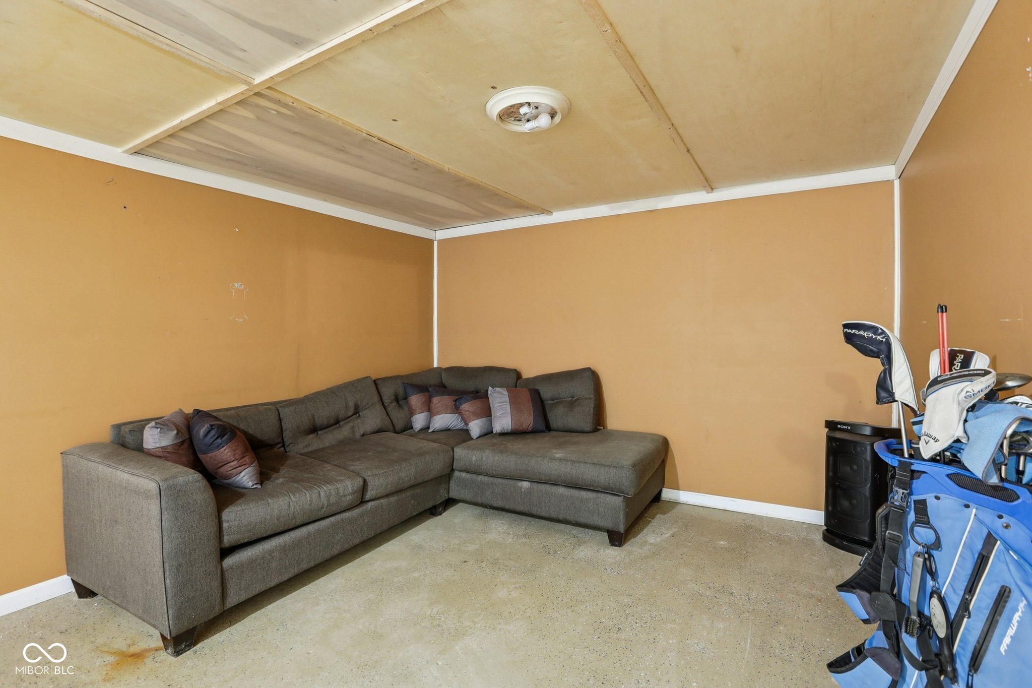 1498 Upper Schooner Road