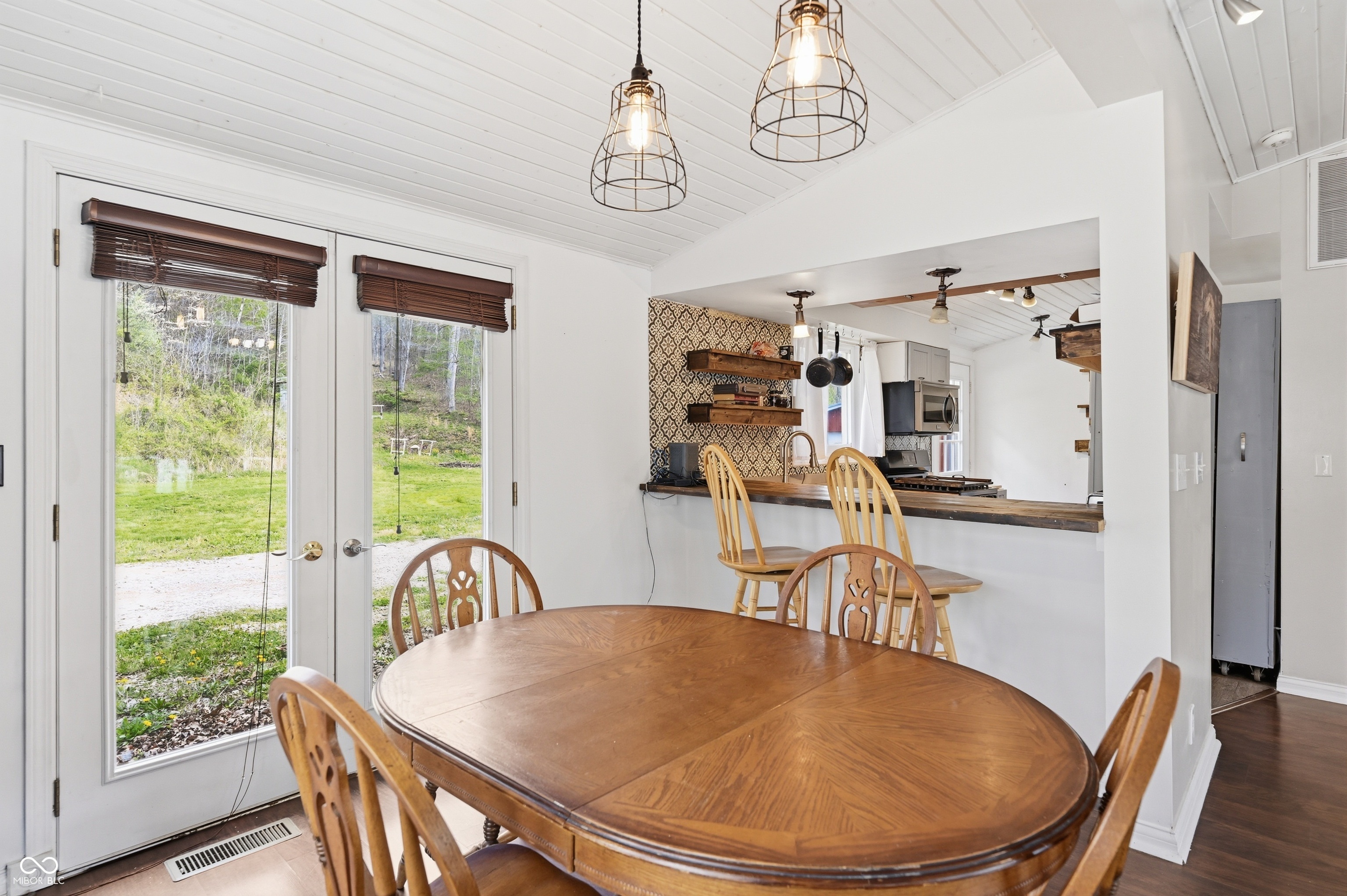 1498 Upper Schooner Road