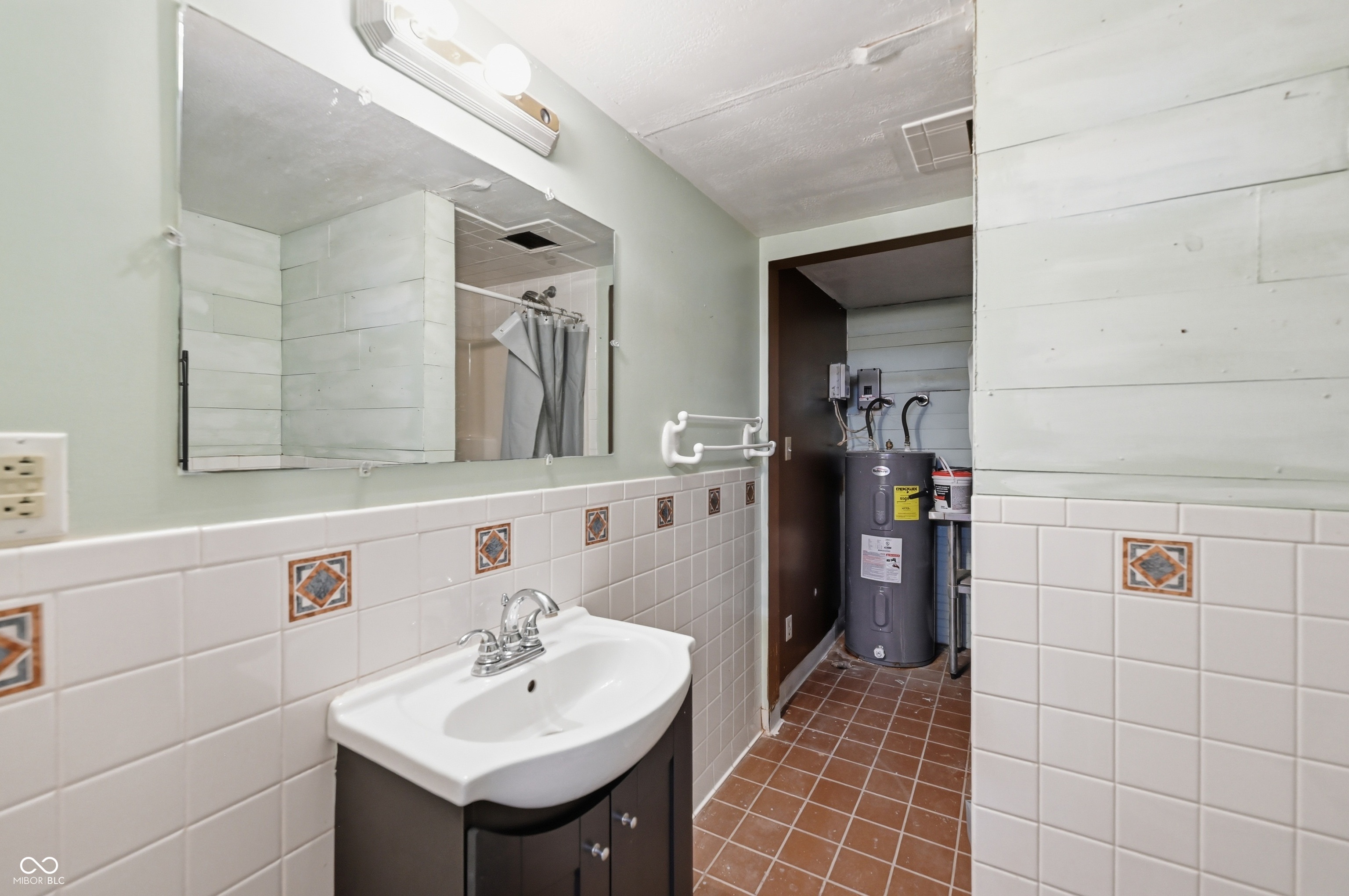 1498 Upper Schooner Road