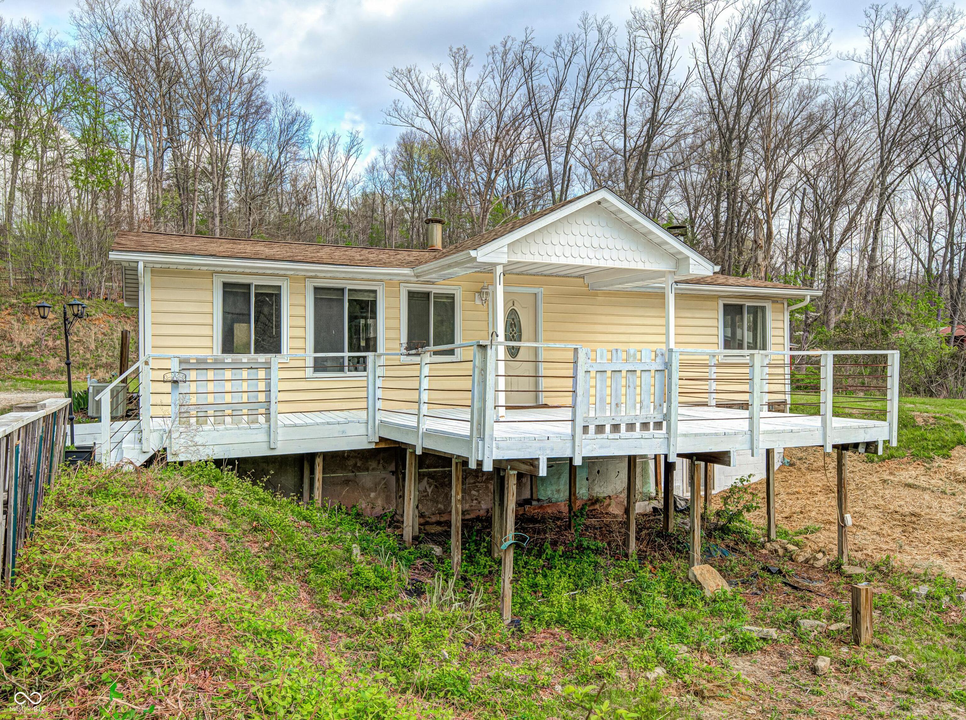 1498 Upper Schooner Road