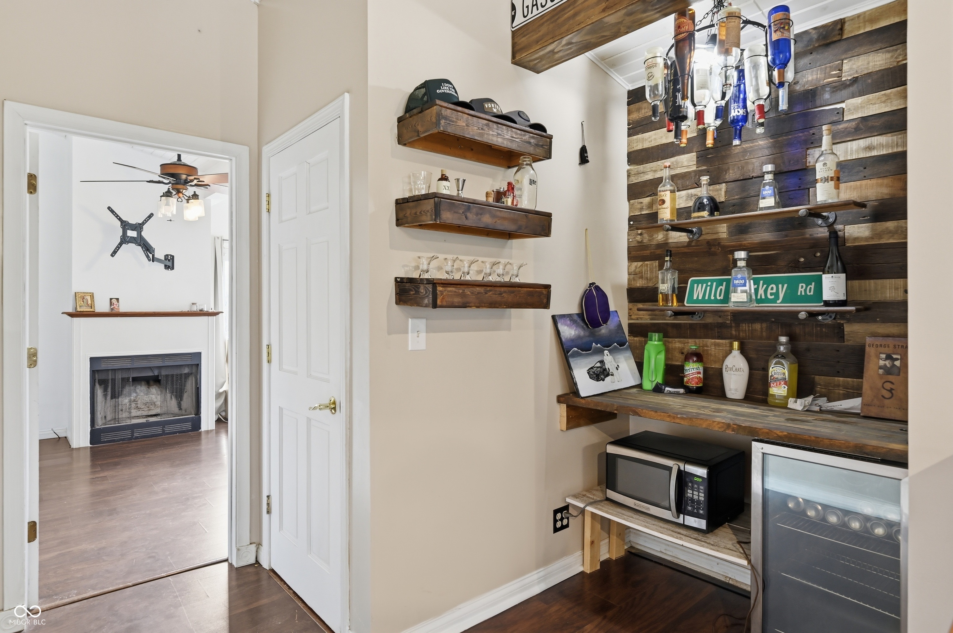 1498 Upper Schooner Road