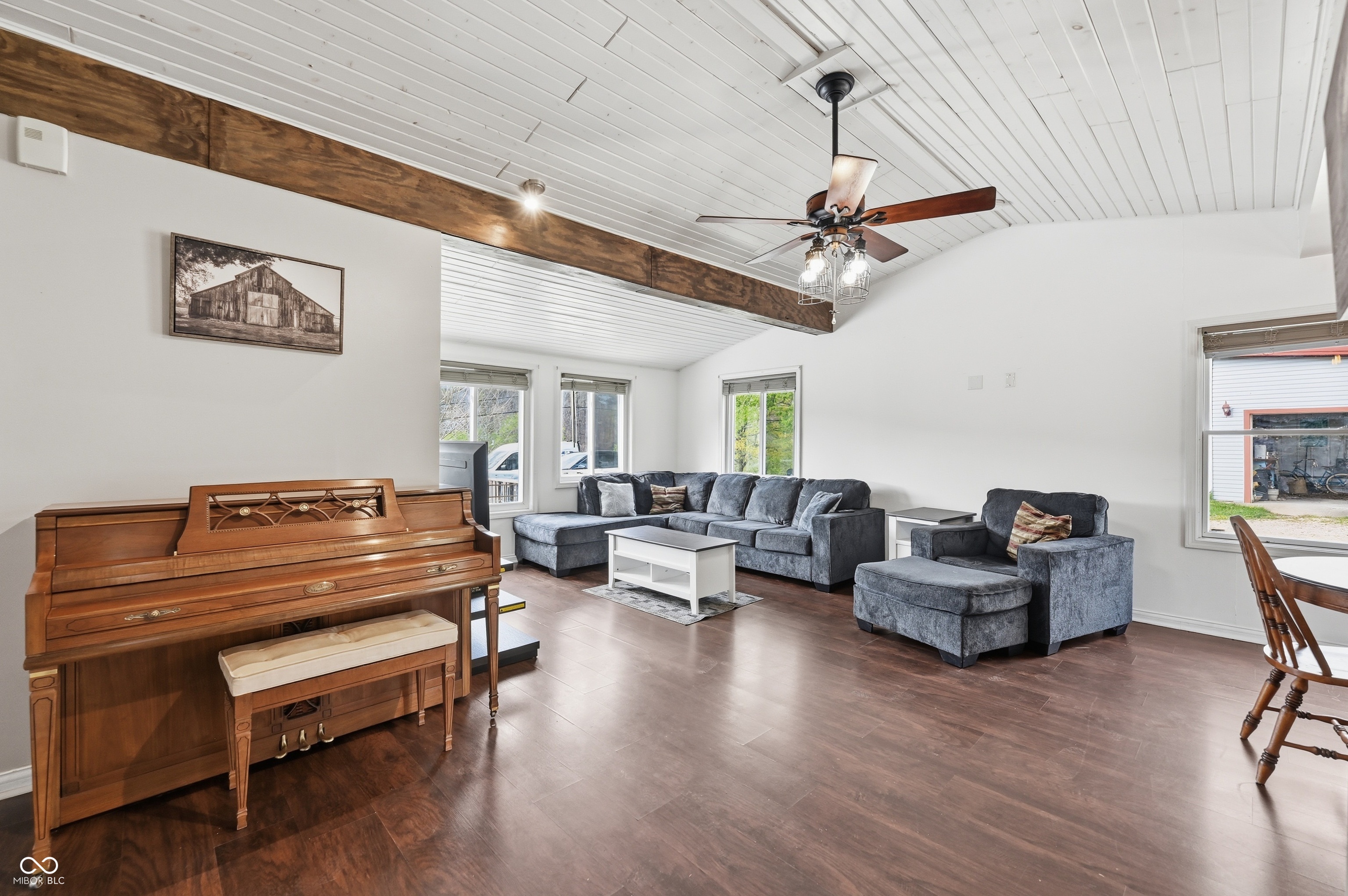 1498 Upper Schooner Road