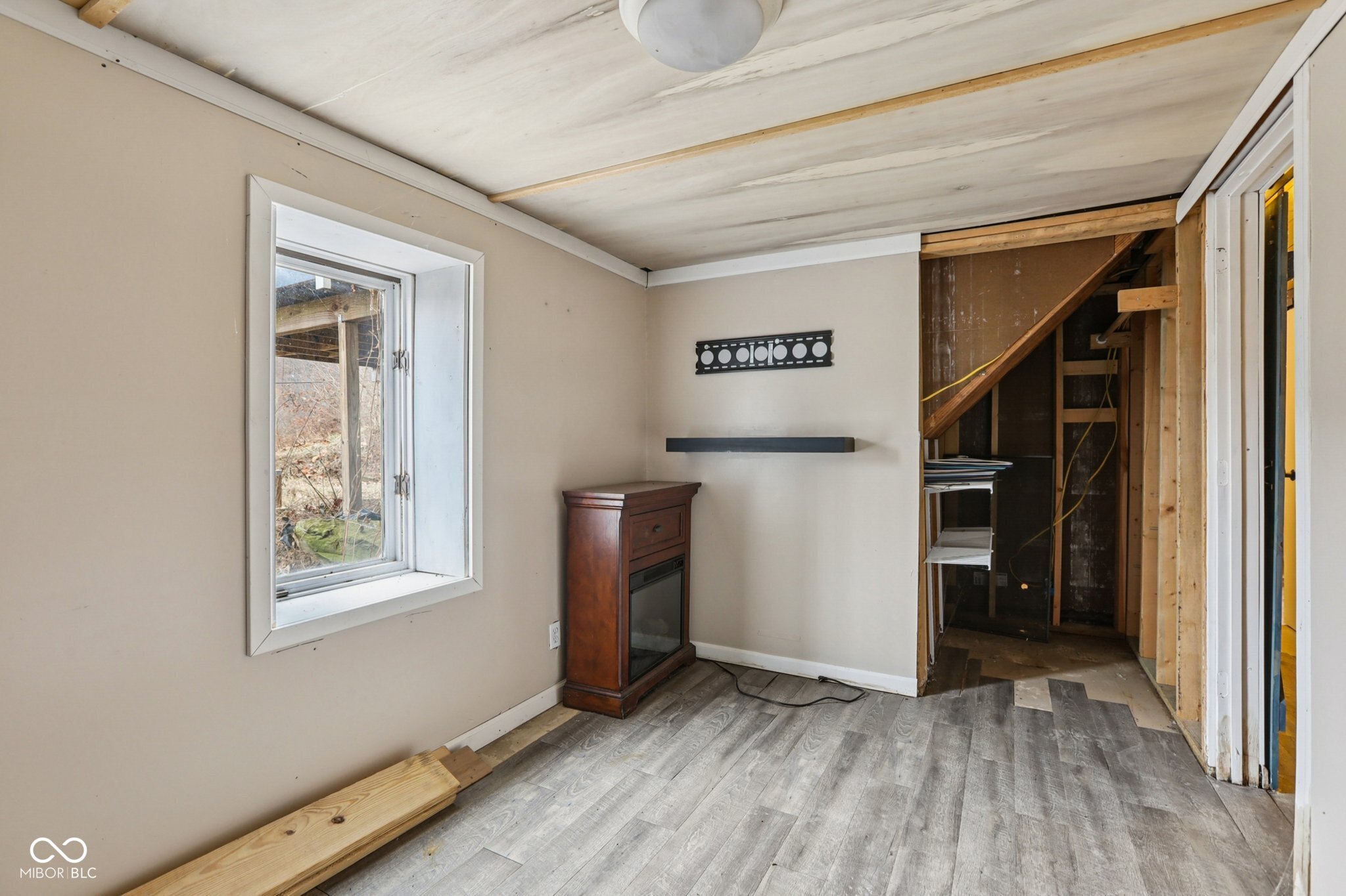 1498 Upper Schooner Road