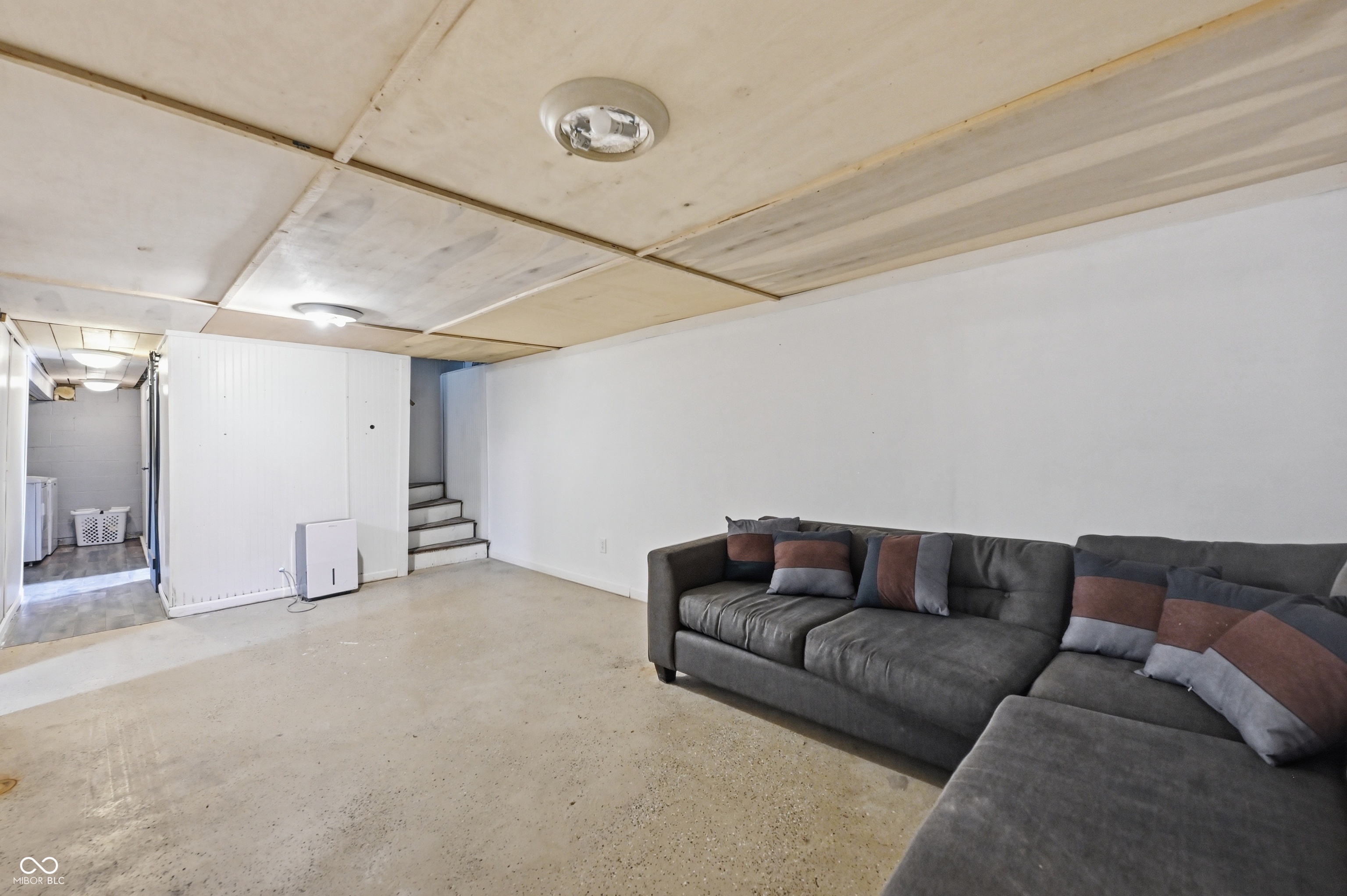 1498 Upper Schooner Road