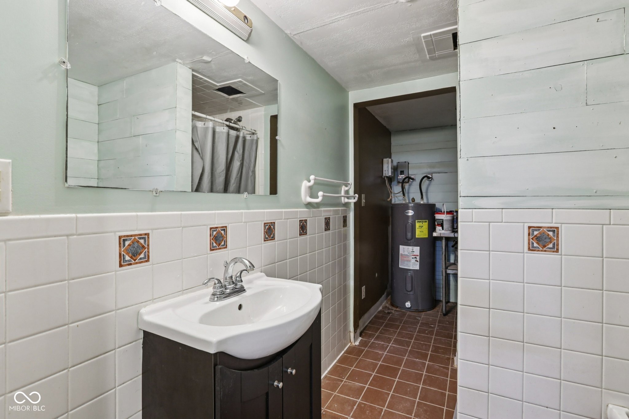 1498 Upper Schooner Road