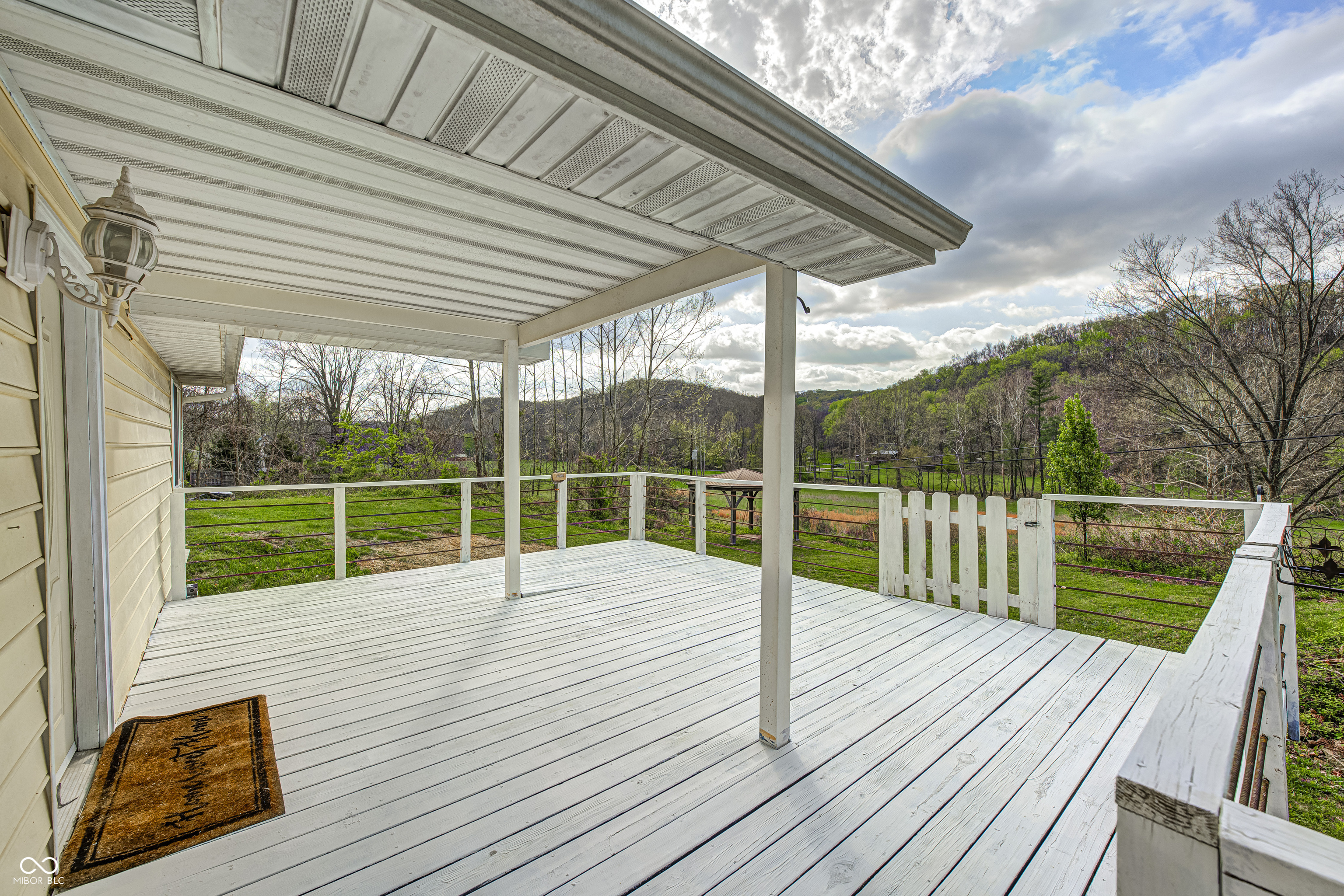 1498 Upper Schooner Road