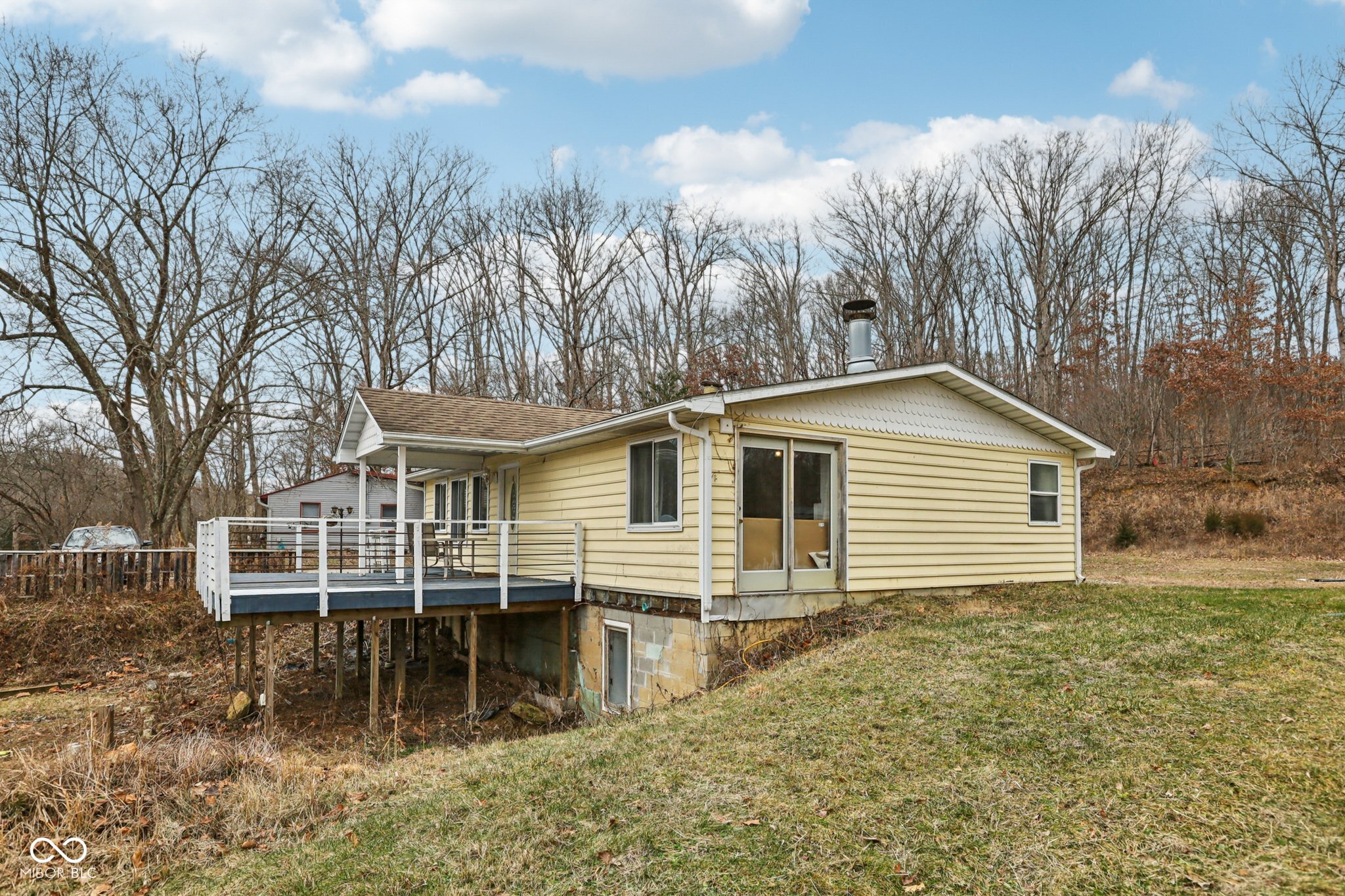 1498 Upper Schooner Road