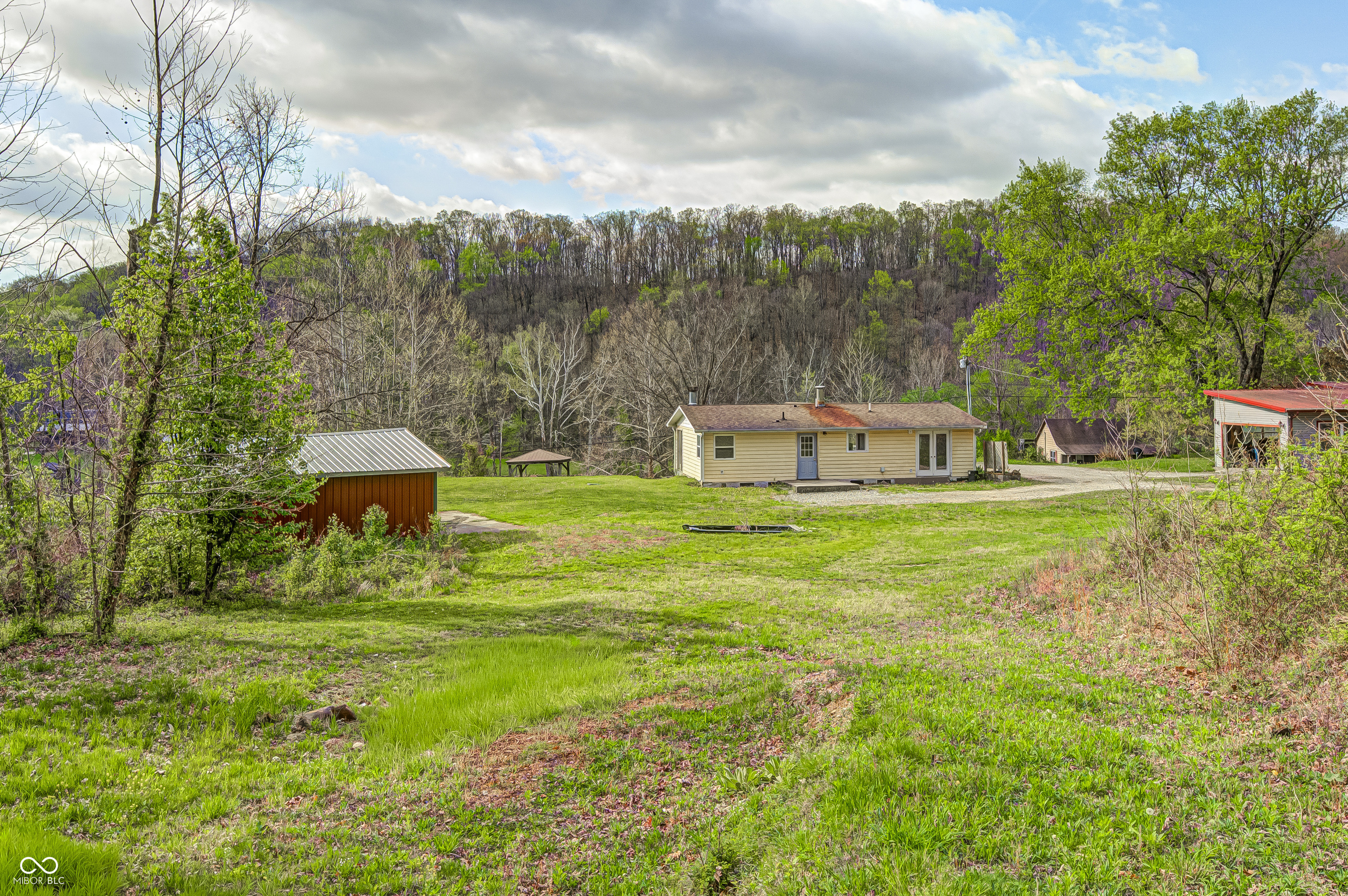 1498 Upper Schooner Road