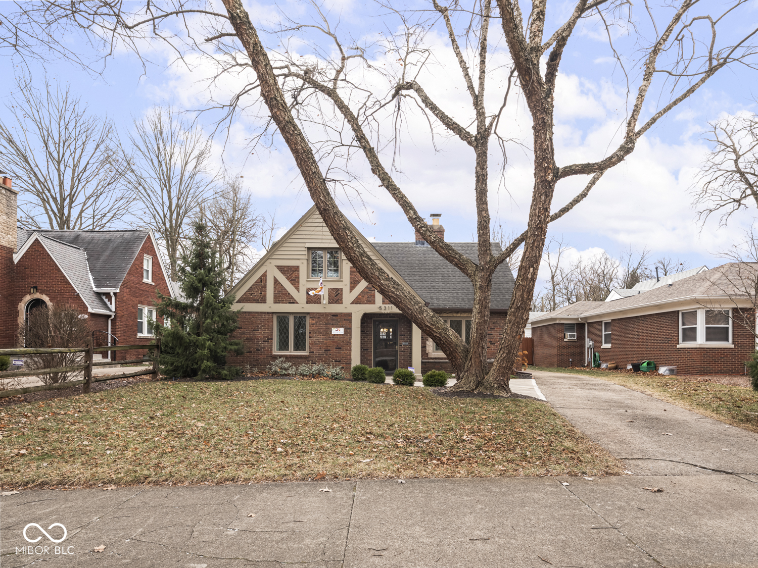 5311 E Pleasant Run Parkway South Drive