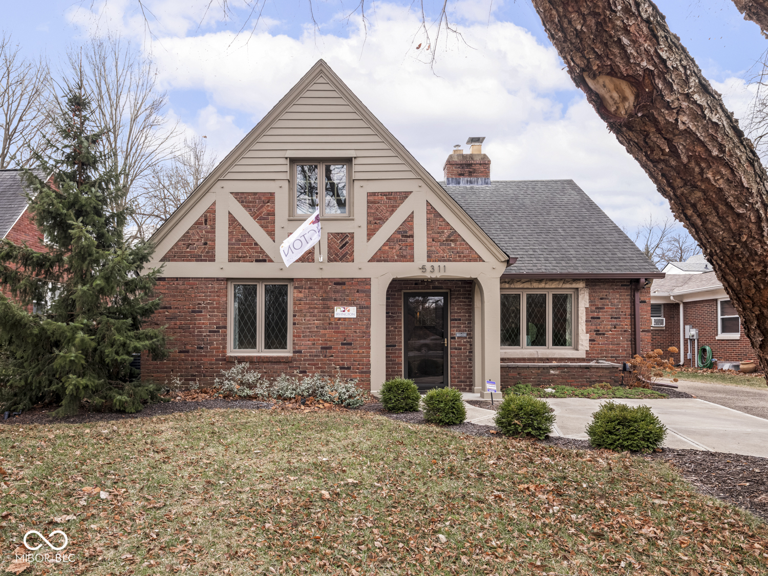 5311 E Pleasant Run Parkway South Drive