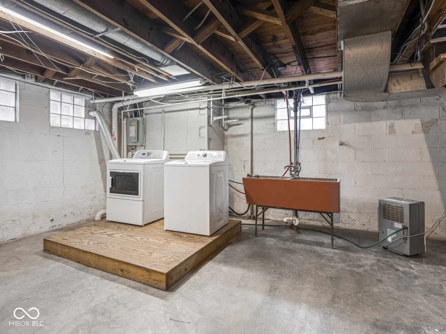 5311 E Pleasant Run Parkway South Drive