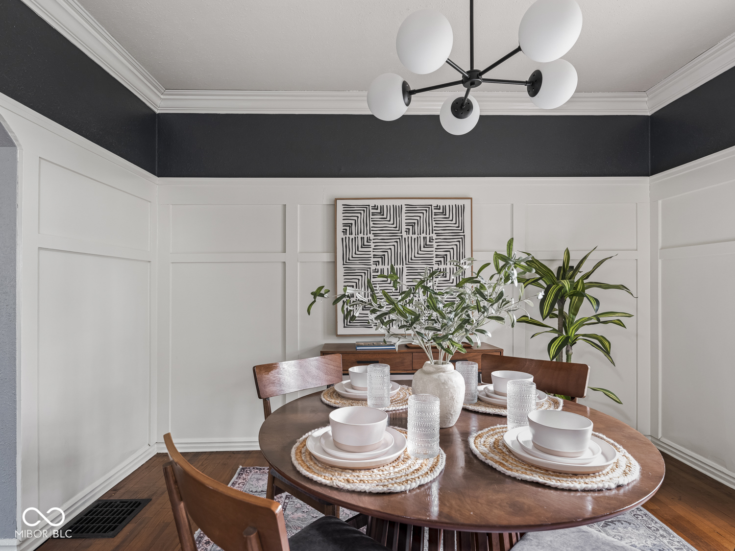 5311 E Pleasant Run Parkway South Drive