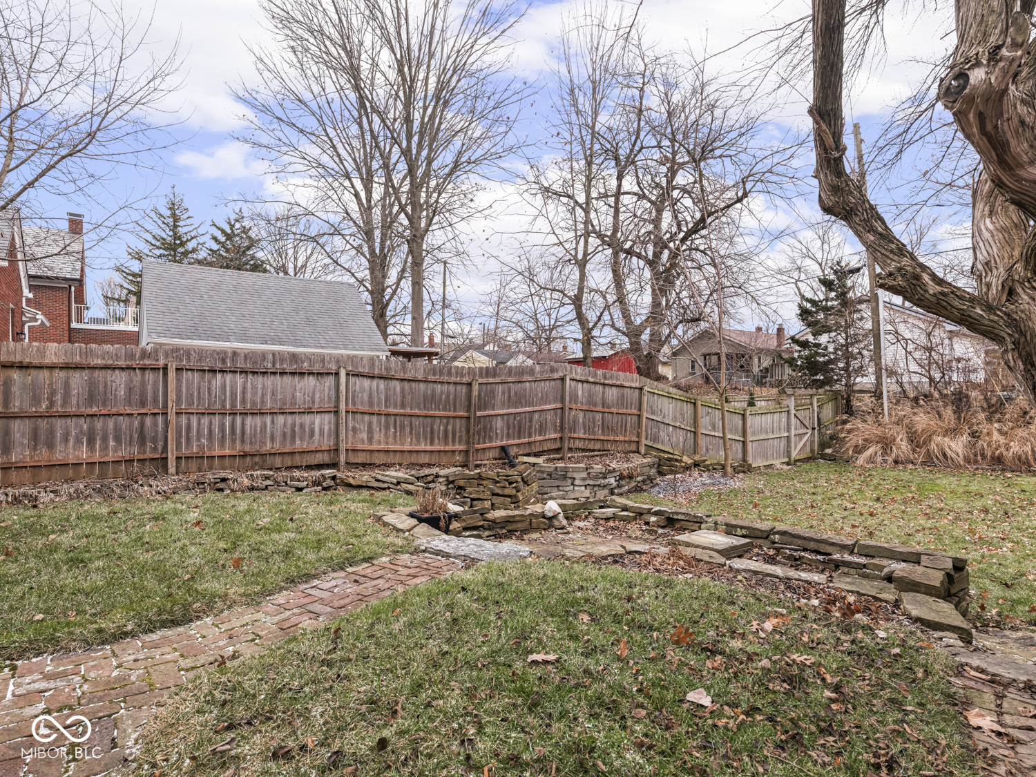 5311 E Pleasant Run Parkway South Drive